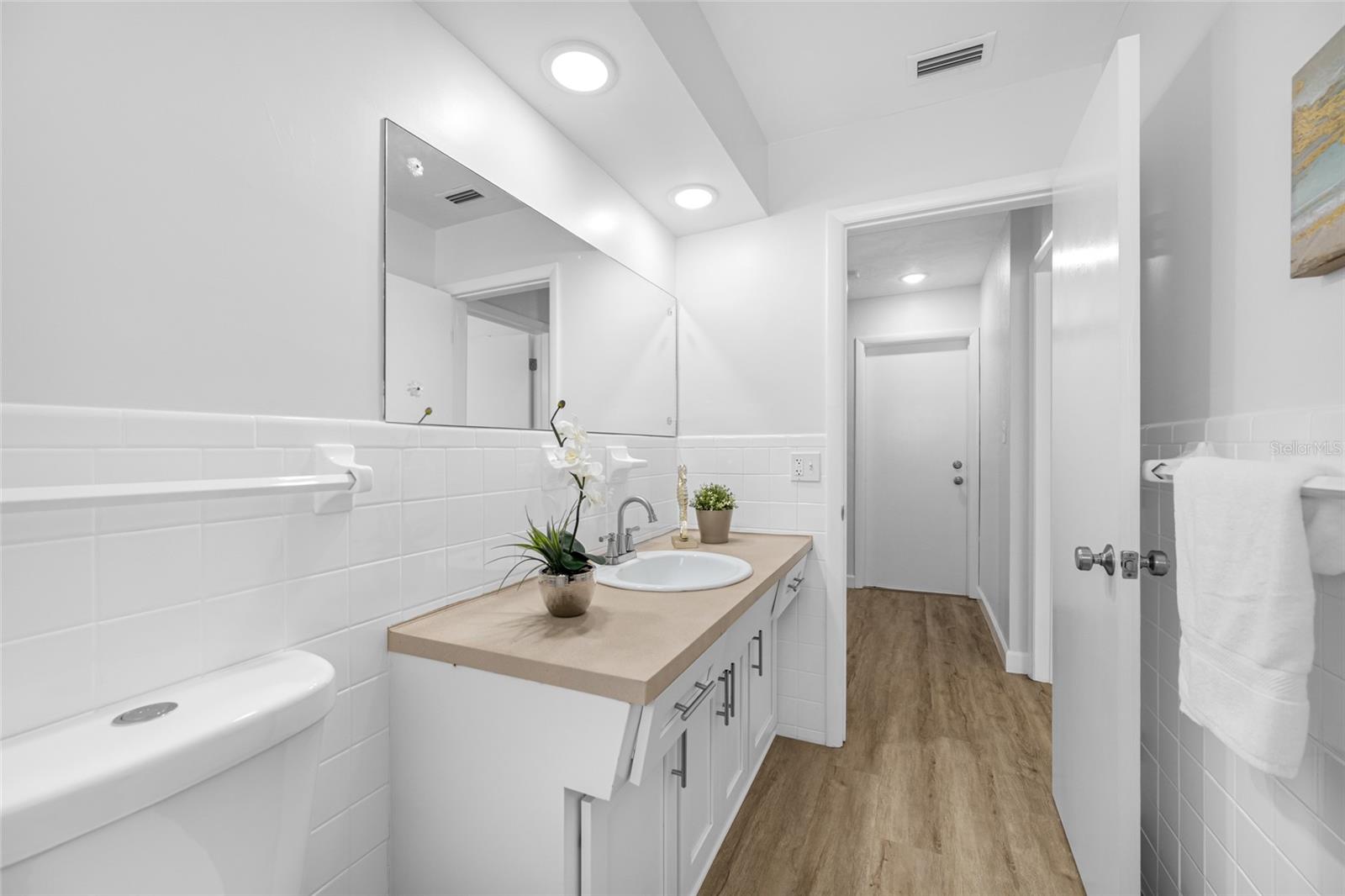 5200 52ND AVE N, ST PETERSBURG, FL, 33709