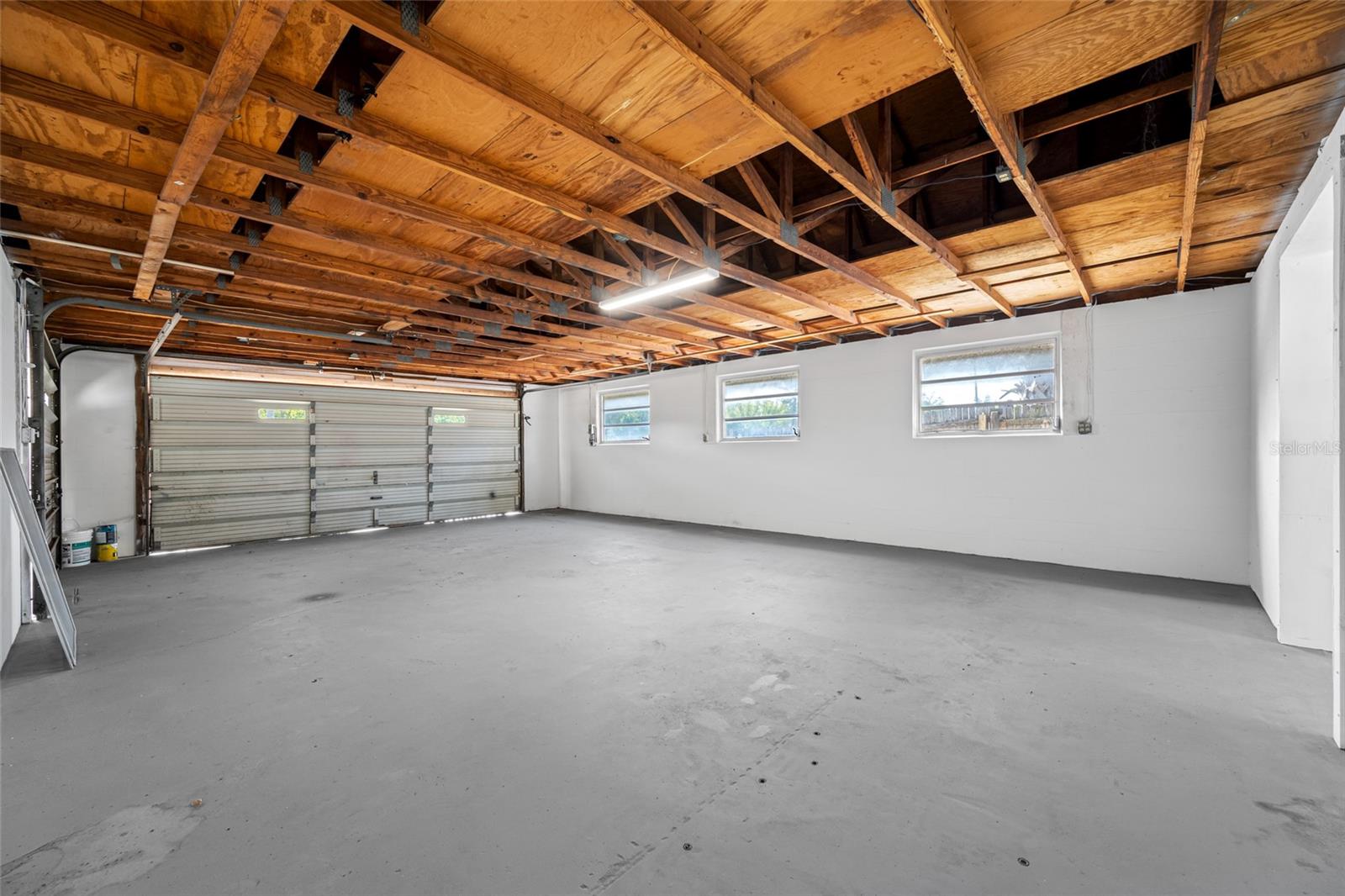 5200 52ND AVE N, ST PETERSBURG, FL, 33709