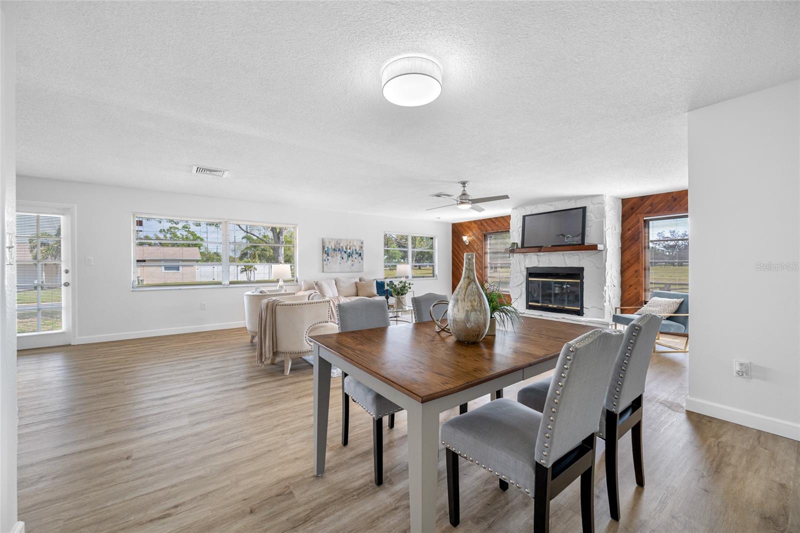 5200 52ND AVE N, ST PETERSBURG, FL, 33709