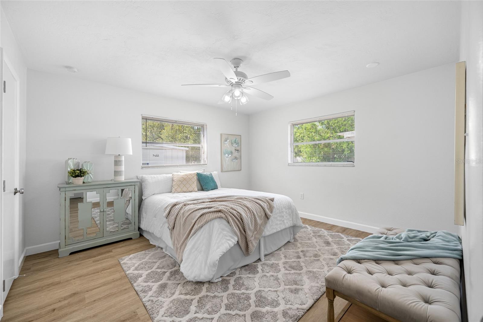 5200 52ND AVE N, ST PETERSBURG, FL, 33709