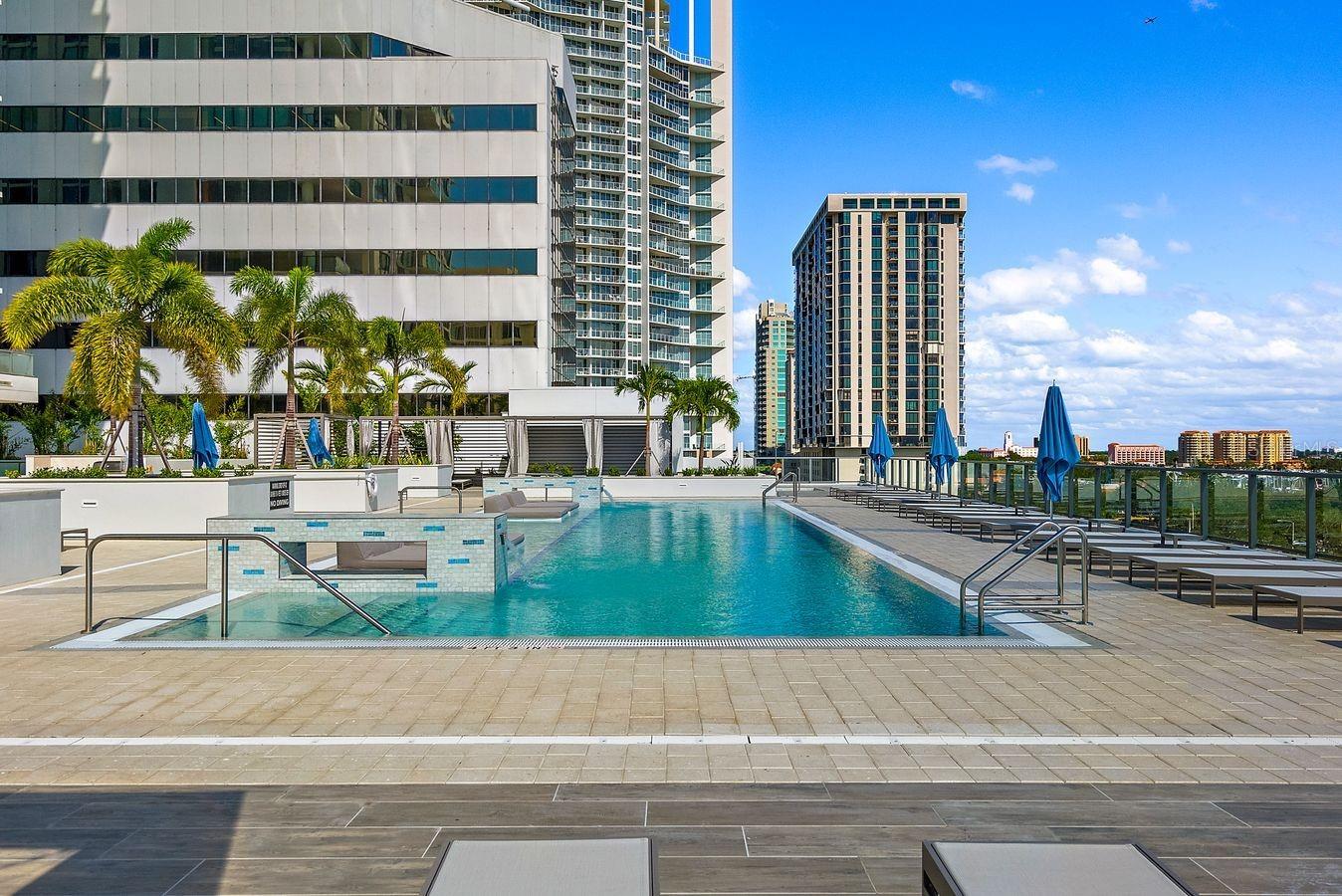 301 1ST ST S #2205, ST PETERSBURG, FL, 33701