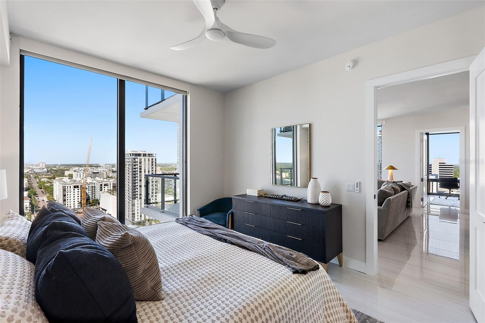 301 1ST ST S #2205, ST PETERSBURG, FL, 33701