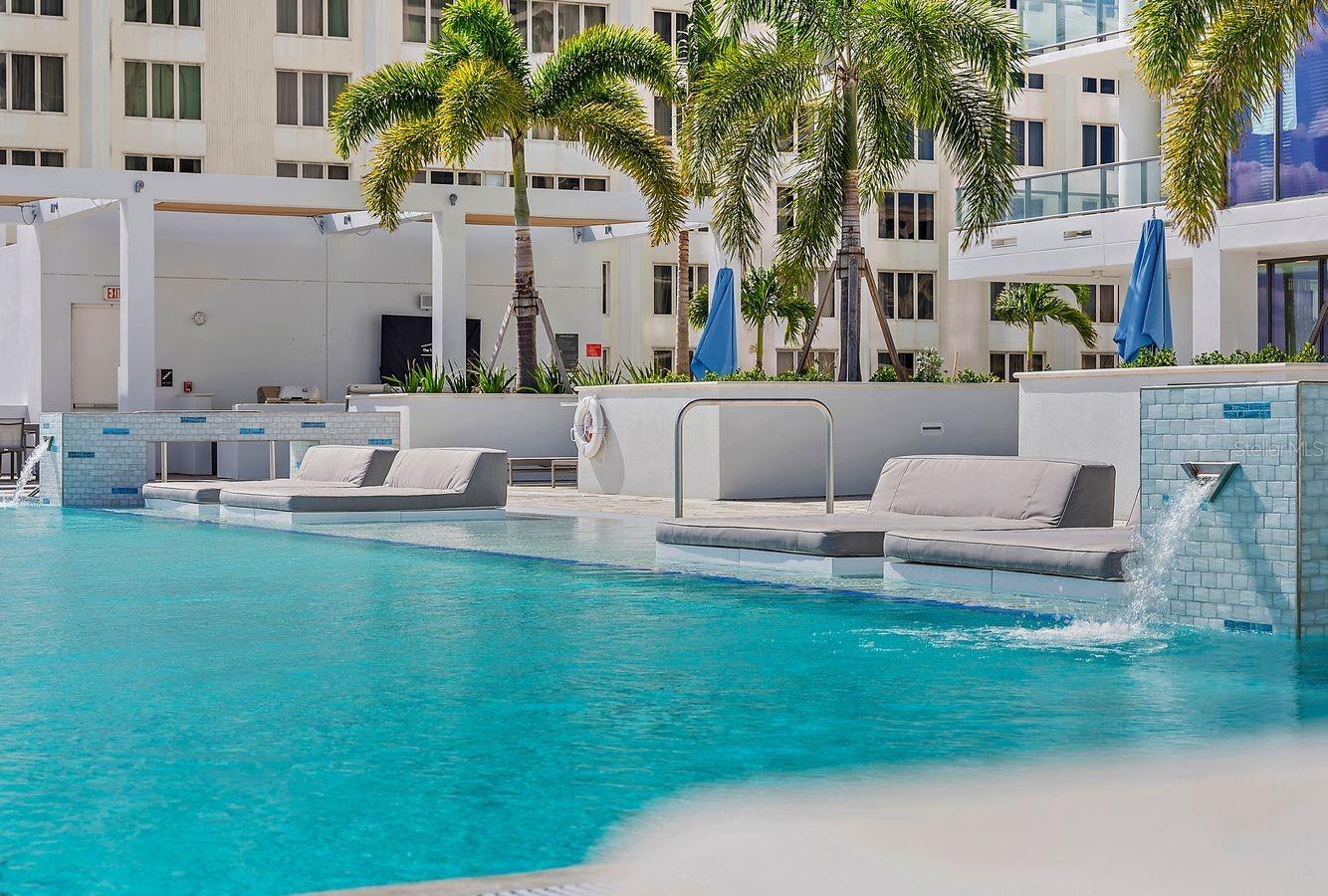 301 1ST ST S #2205, ST PETERSBURG, FL, 33701