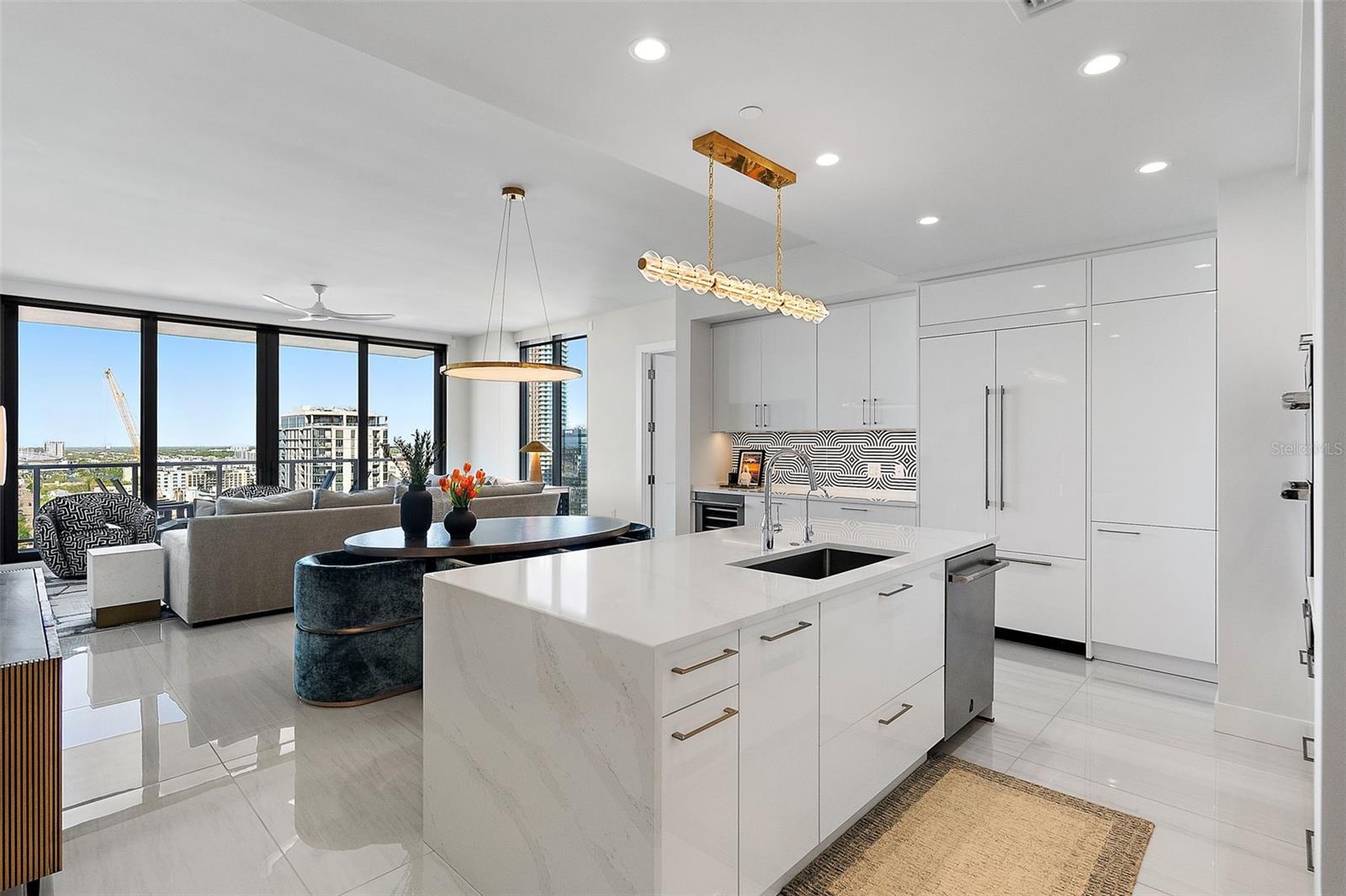 301 1ST ST S #2205, ST PETERSBURG, FL, 33701