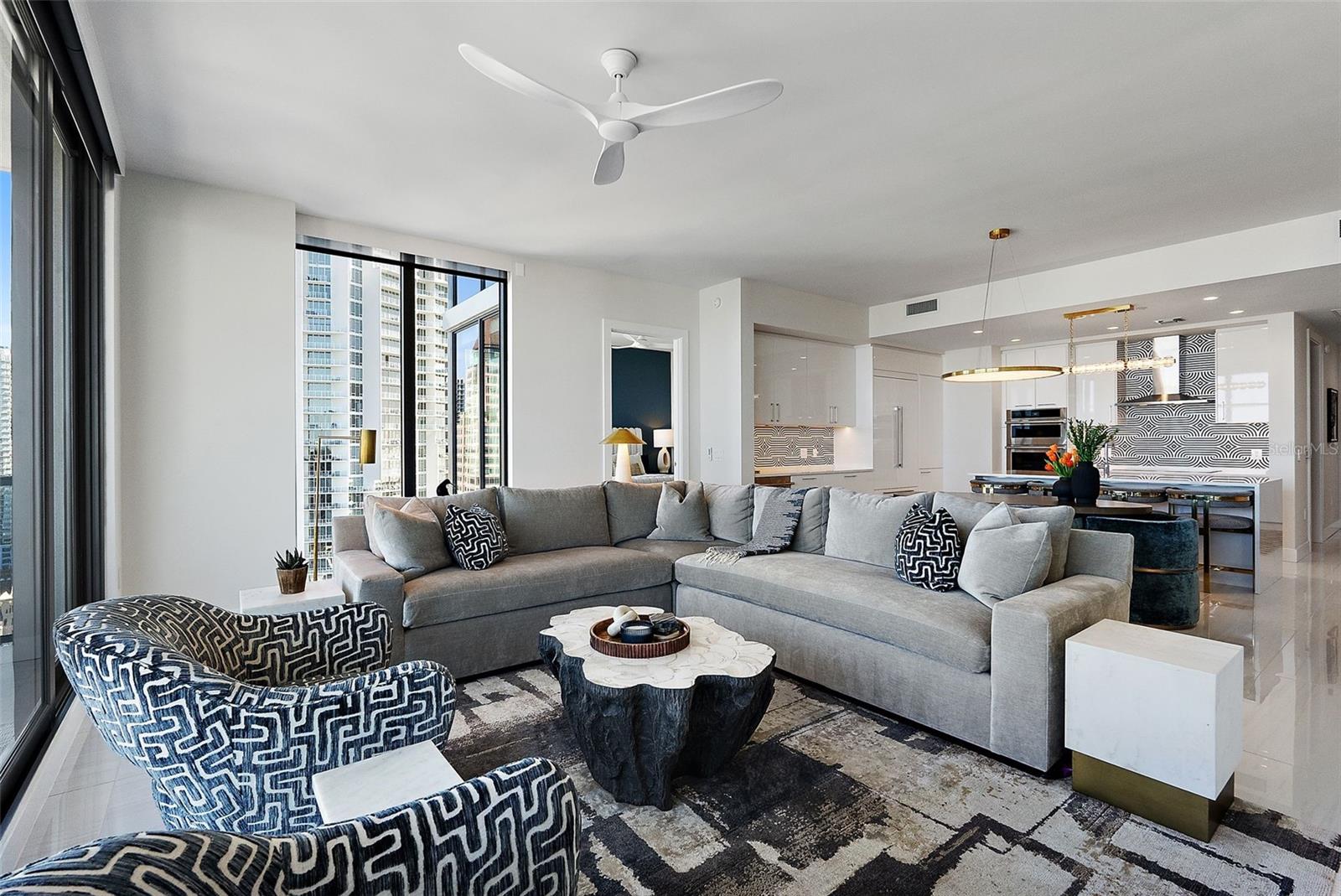 301 1ST ST S #2205, ST PETERSBURG, FL, 33701