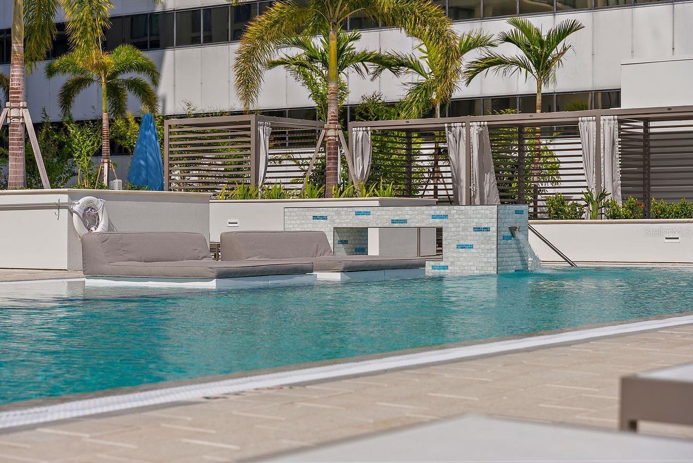 301 1ST ST S #2205, ST PETERSBURG, FL, 33701