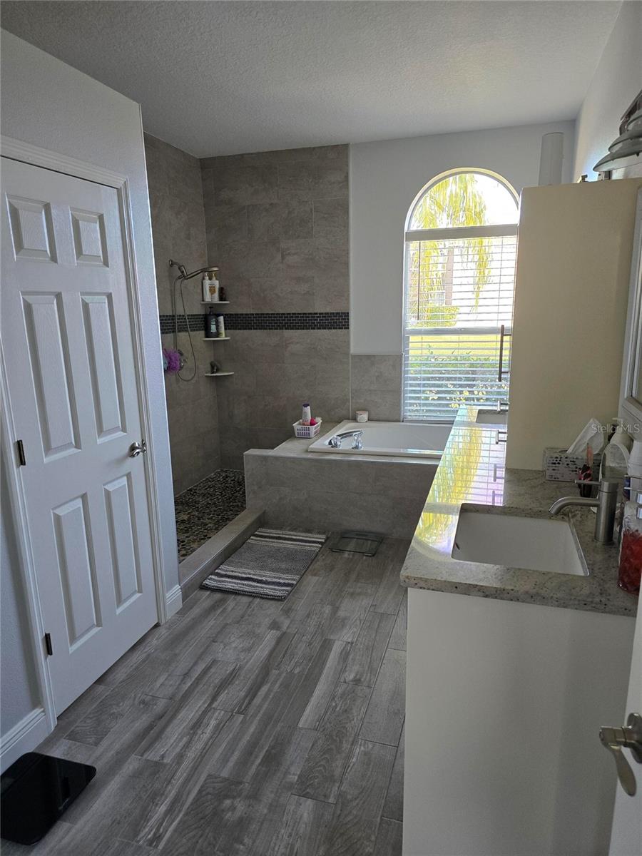16112 MUIRFIELD DR, ODESSA, FL, 33556