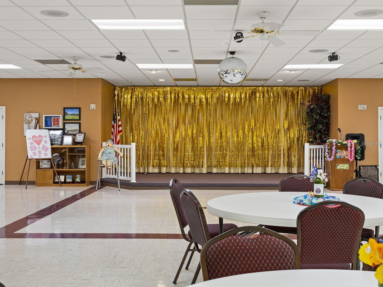 1408 SKYLINE CT, TAVARES, FL, 32778