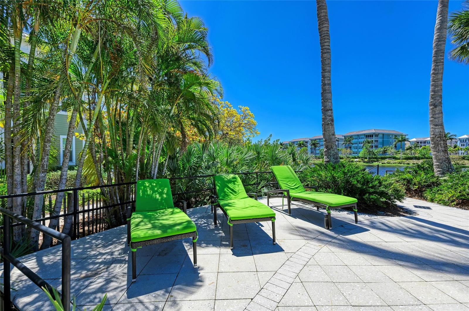 275 SAPPHIRE LAKE DR #101, BRADENTON, FL, 34209