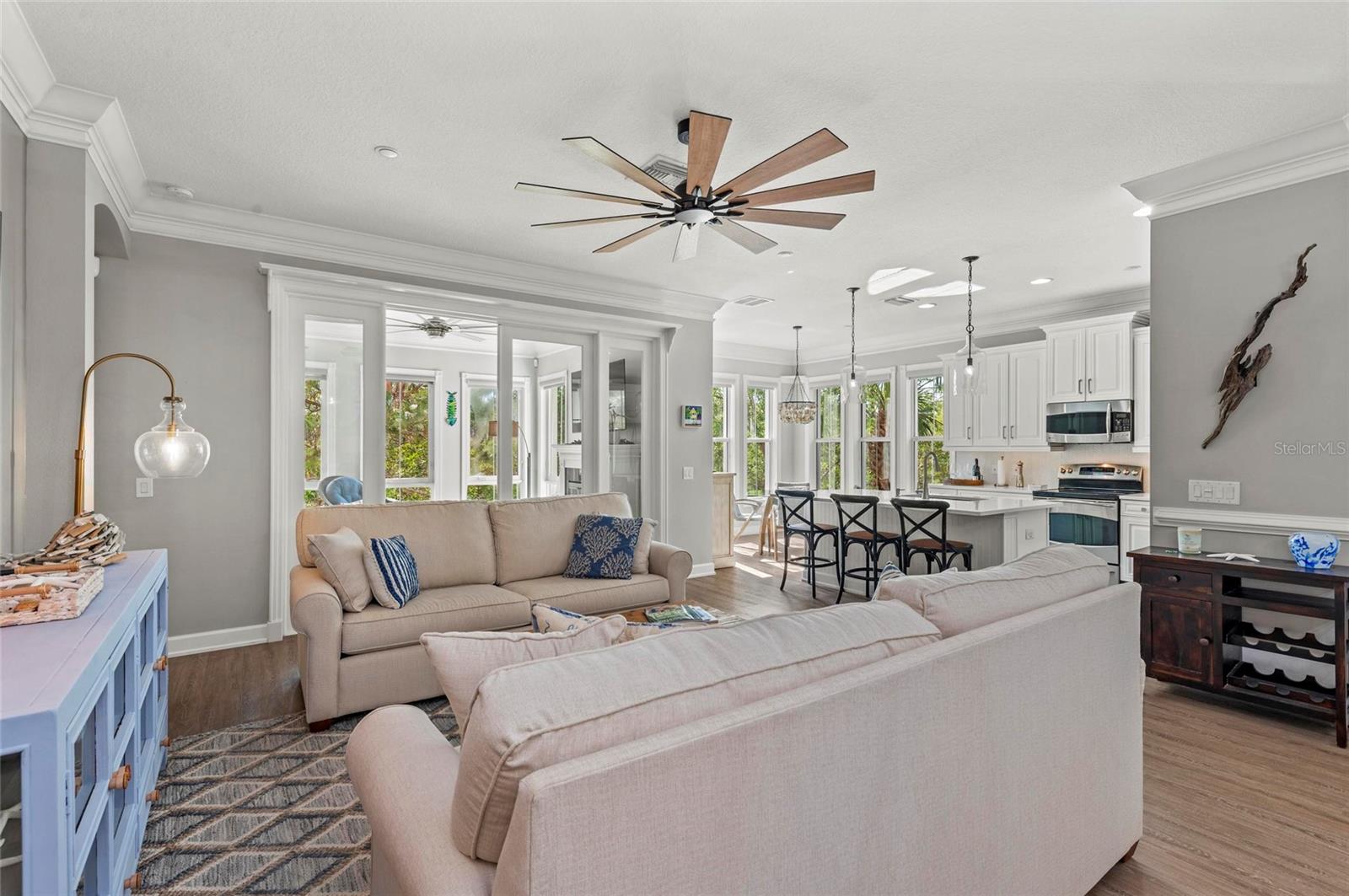275 SAPPHIRE LAKE DR #101, BRADENTON, FL, 34209