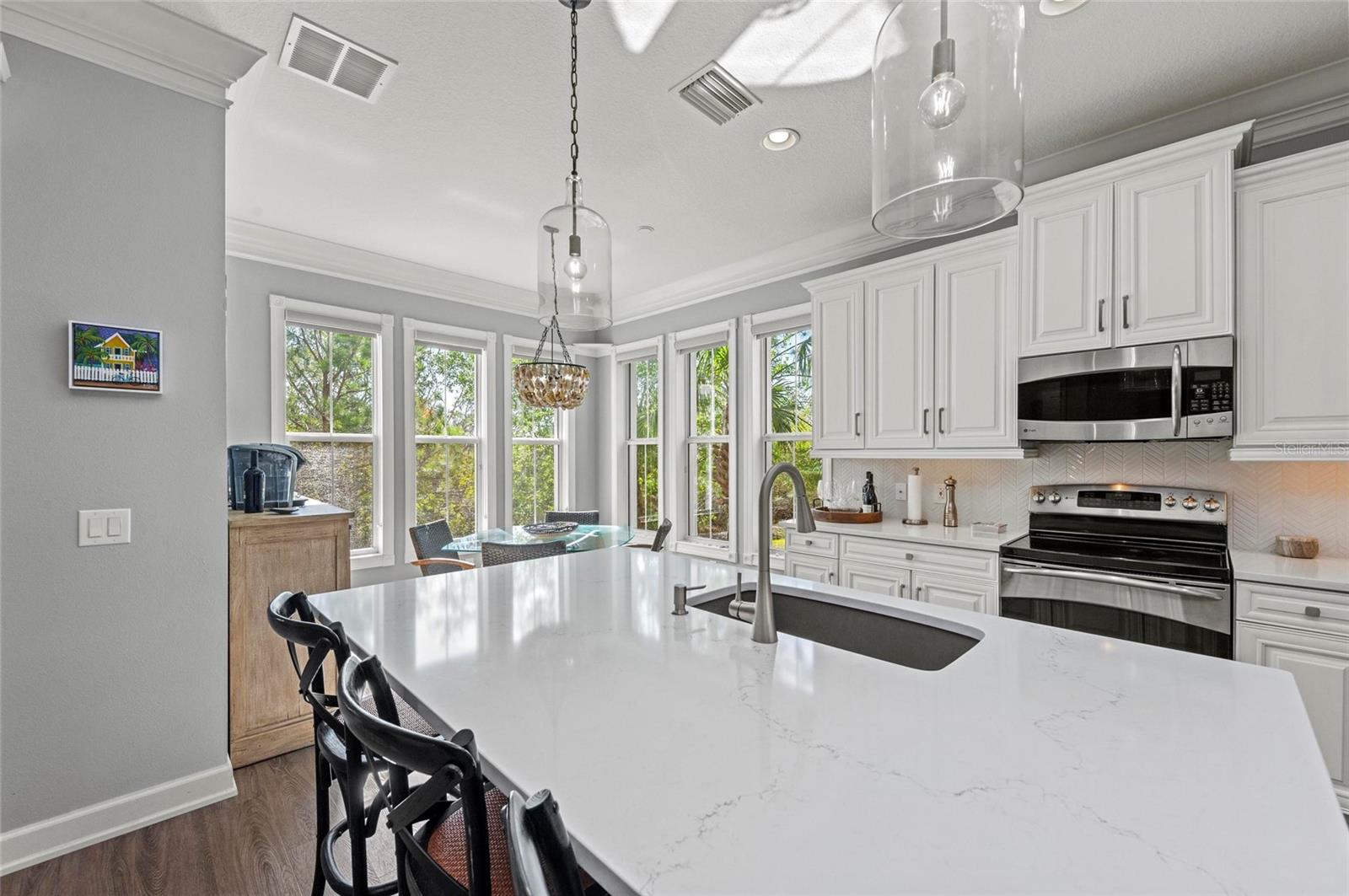 275 SAPPHIRE LAKE DR #101, BRADENTON, FL, 34209