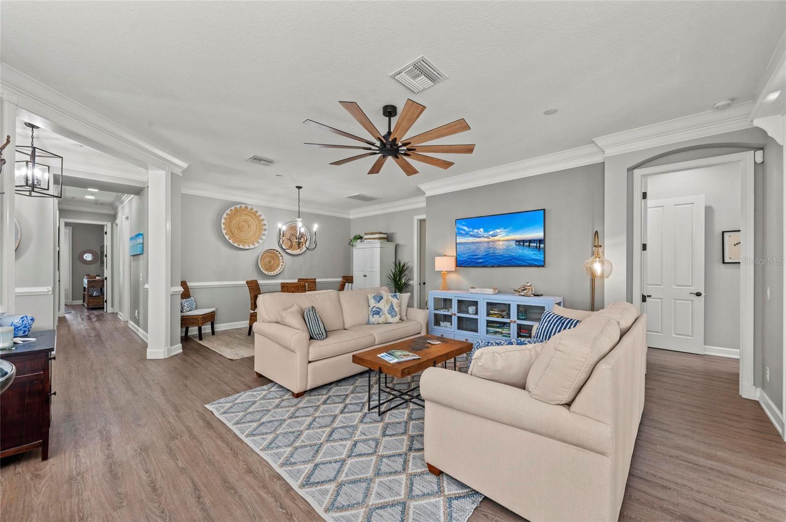 275 SAPPHIRE LAKE DR #101, BRADENTON, FL, 34209
