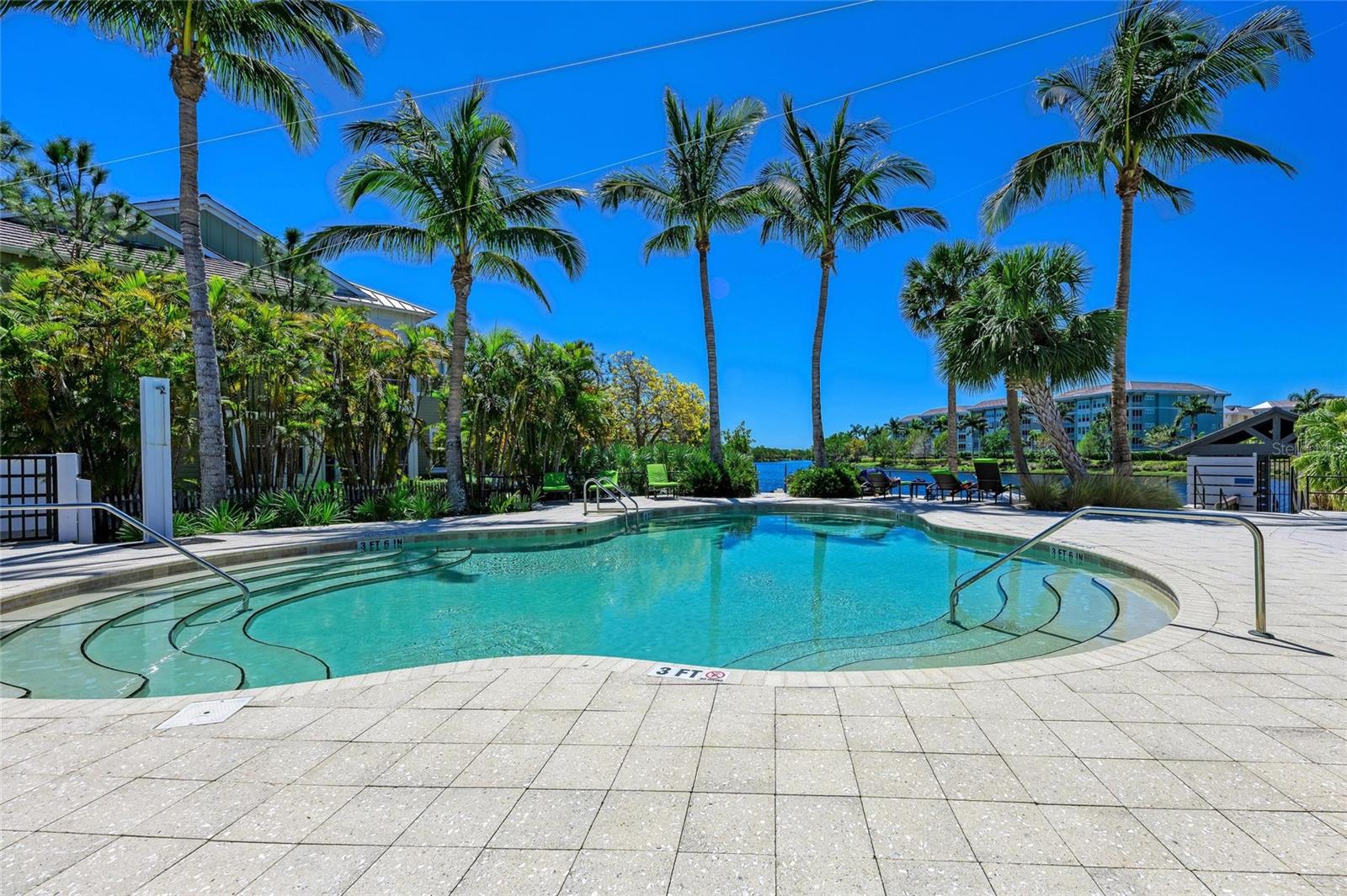 275 SAPPHIRE LAKE DR #101, BRADENTON, FL, 34209