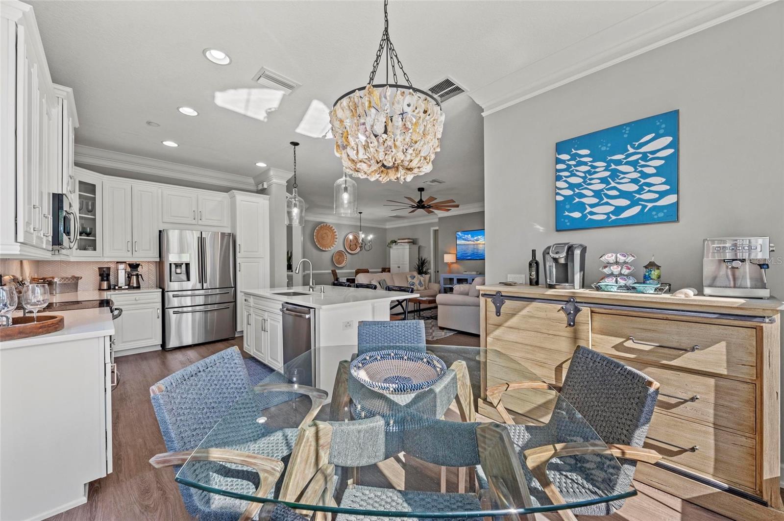 275 SAPPHIRE LAKE DR #101, BRADENTON, FL, 34209