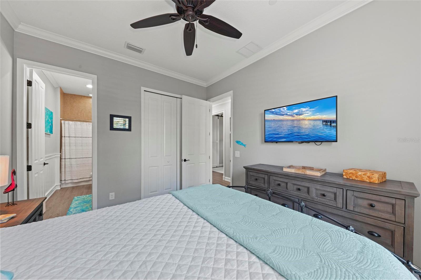 275 SAPPHIRE LAKE DR #101, BRADENTON, FL, 34209