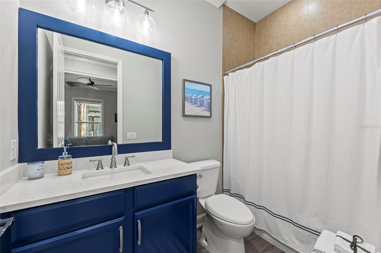275 SAPPHIRE LAKE DR #101, BRADENTON, FL, 34209