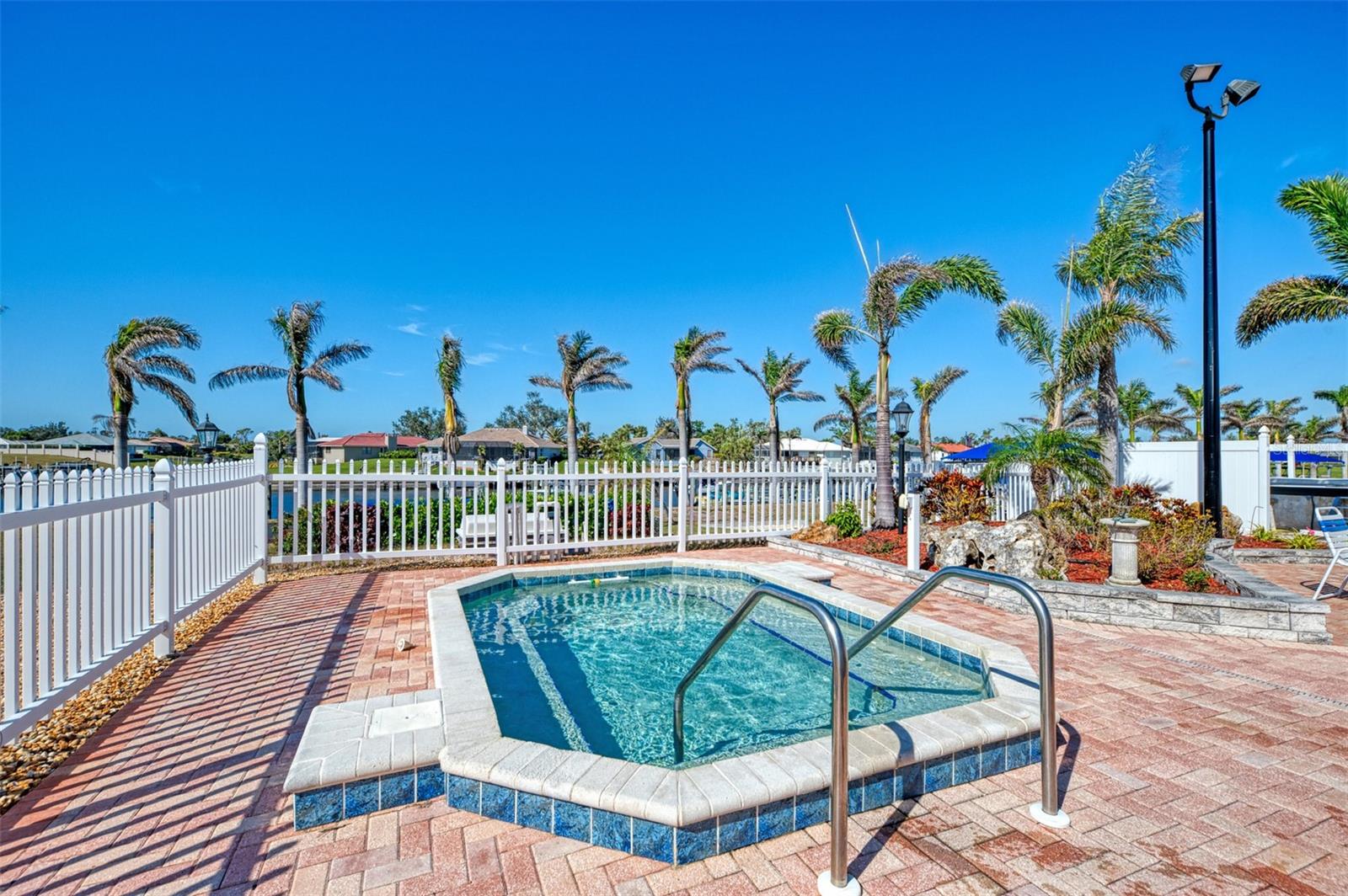 6 N MARINA PLZ, ENGLEWOOD, FL, 34223