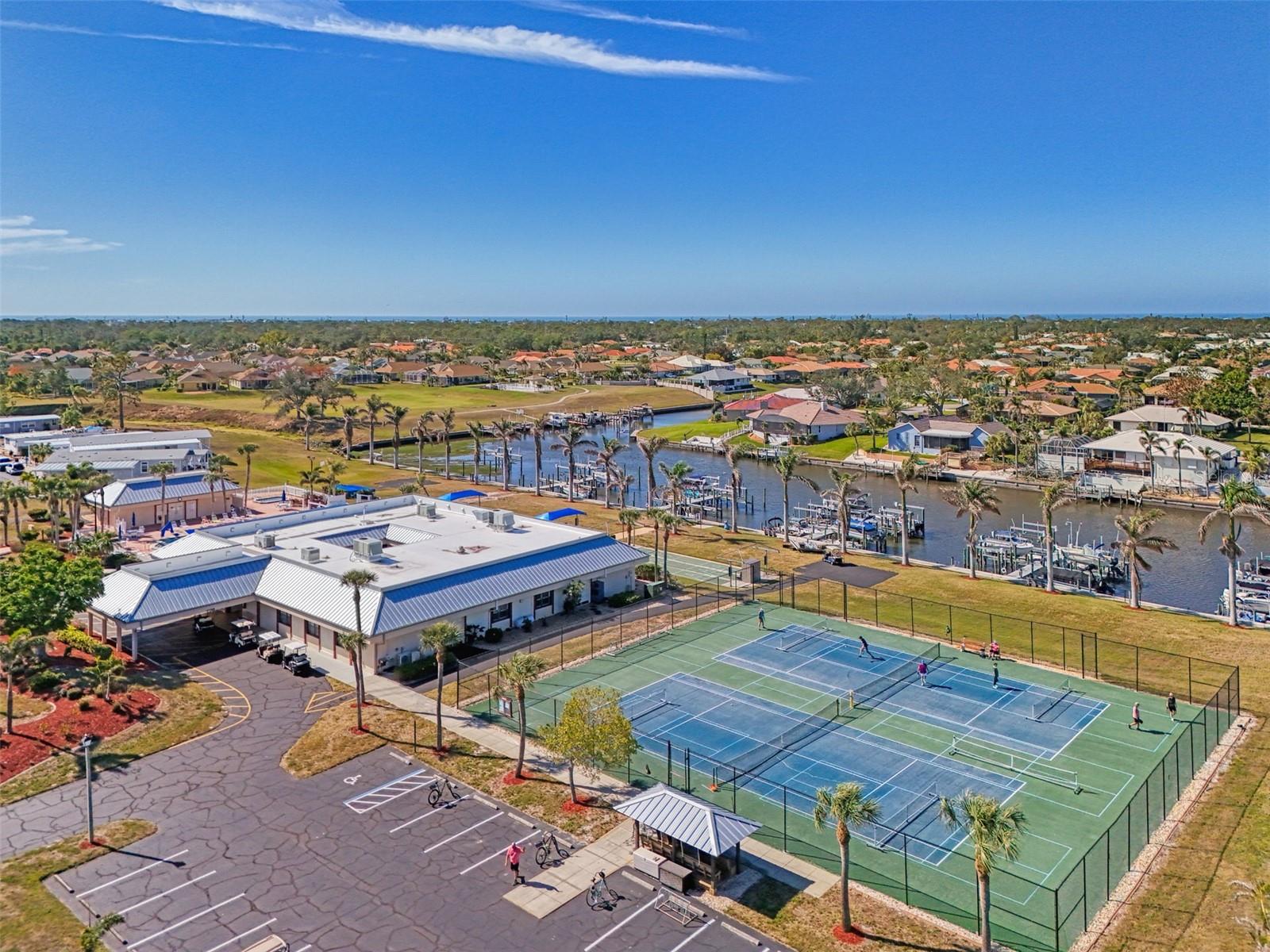 6 N MARINA PLZ, ENGLEWOOD, FL, 34223