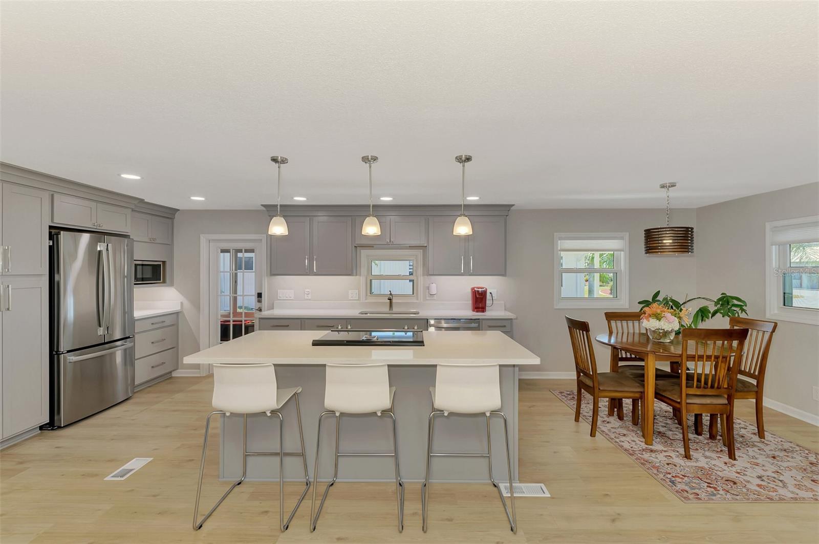 6 N MARINA PLZ, ENGLEWOOD, FL, 34223