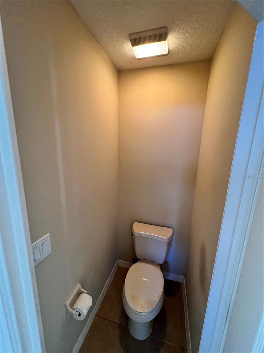 10065 LAKE DISTRICT LN, ORLANDO, FL, 32832