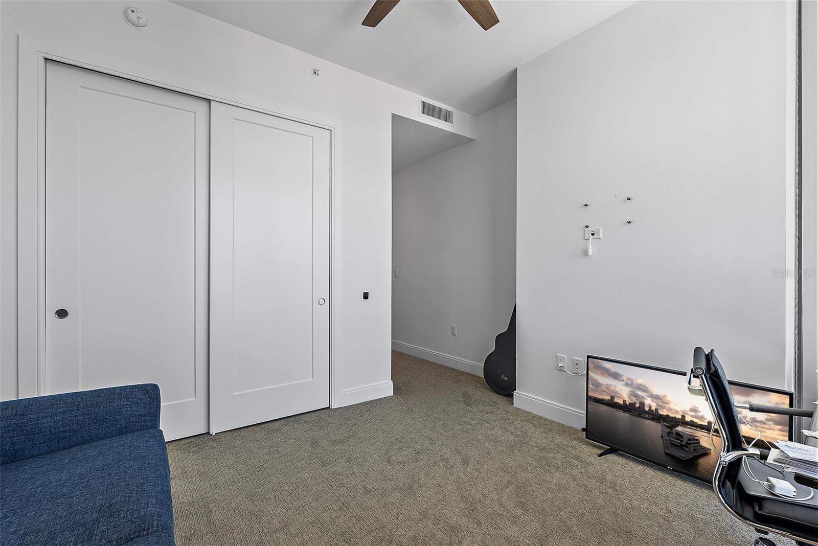 100 1ST AVE N #3907, ST PETERSBURG, FL, 33701