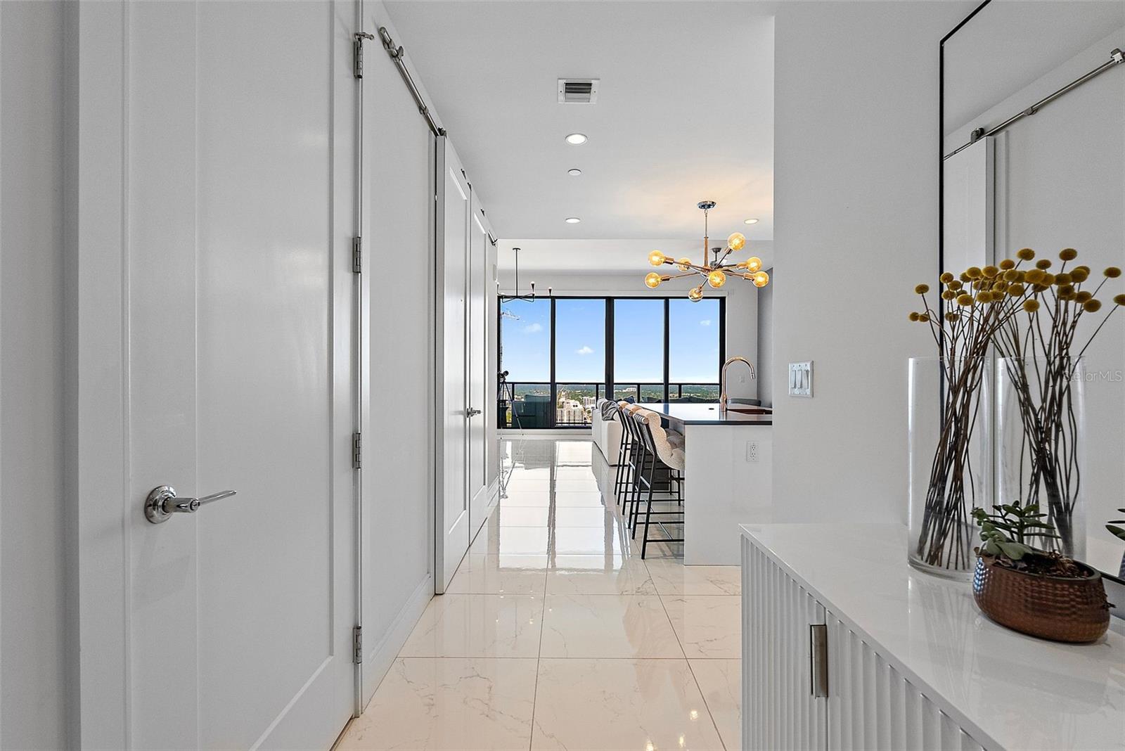100 1ST AVE N #3907, ST PETERSBURG, FL, 33701