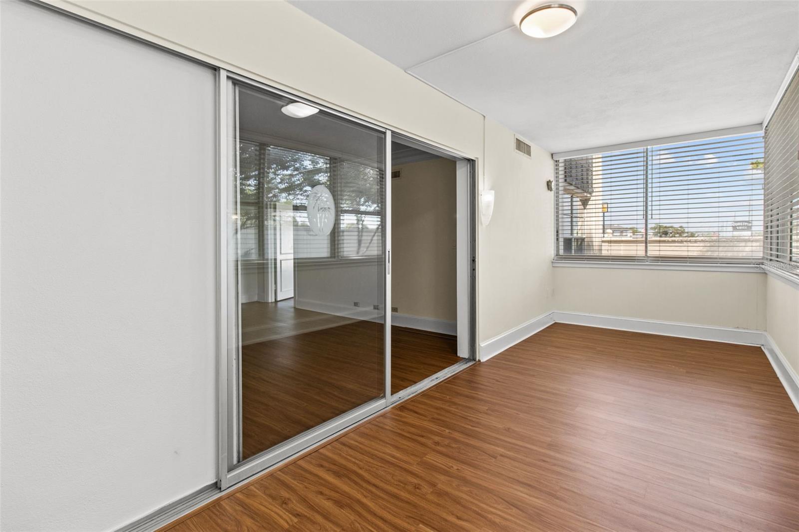 131 BLUFF VIEW DR #101, BELLEAIR BLUFFS, FL, 33770