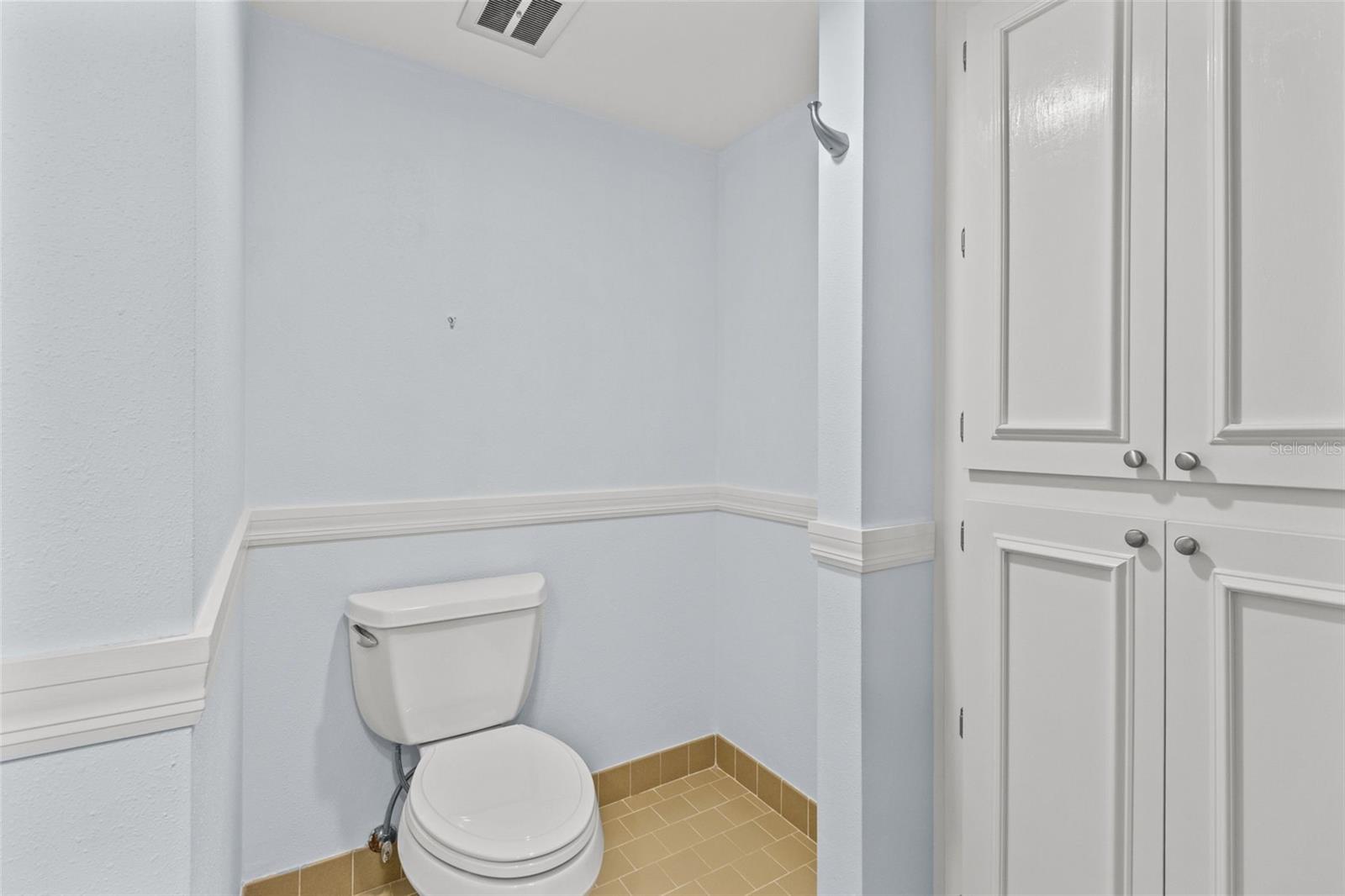 131 BLUFF VIEW DR #101, BELLEAIR BLUFFS, FL, 33770