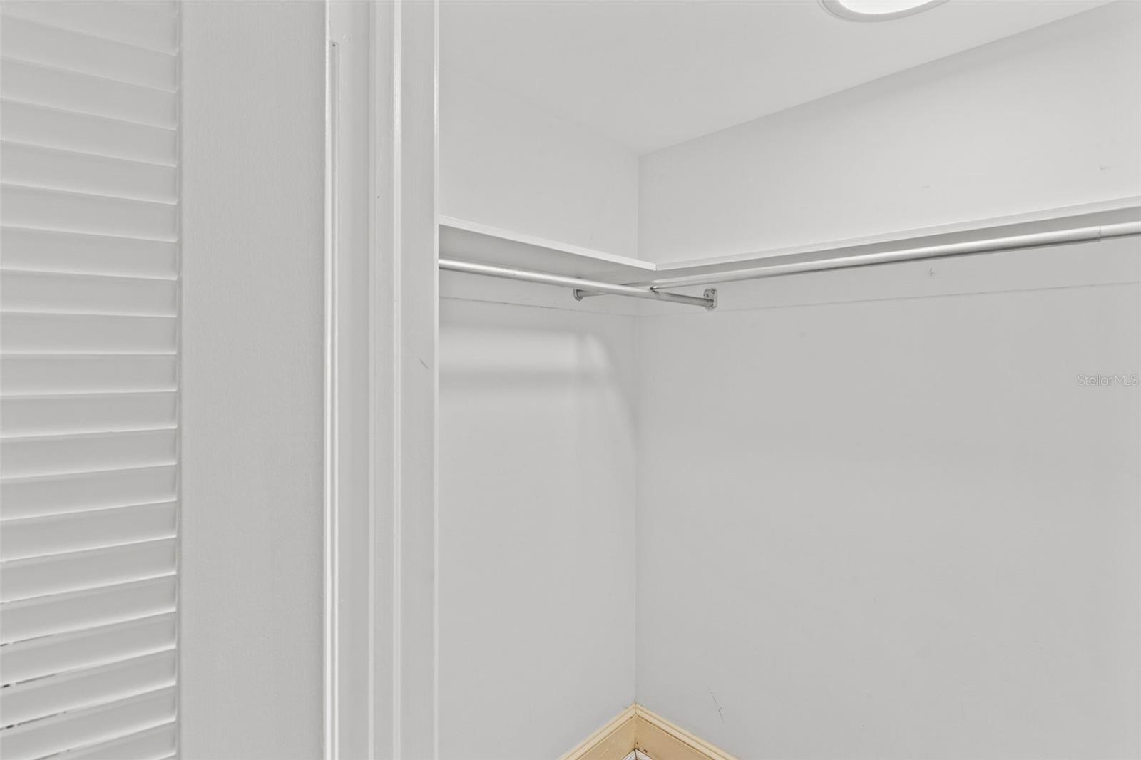 131 BLUFF VIEW DR #101, BELLEAIR BLUFFS, FL, 33770