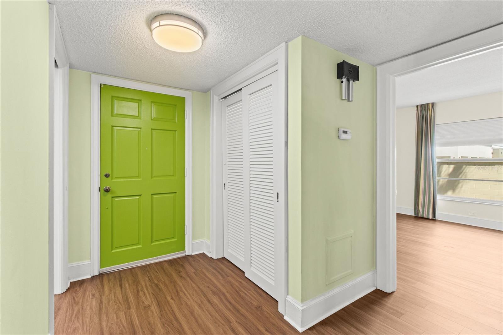 131 BLUFF VIEW DR #101, BELLEAIR BLUFFS, FL, 33770