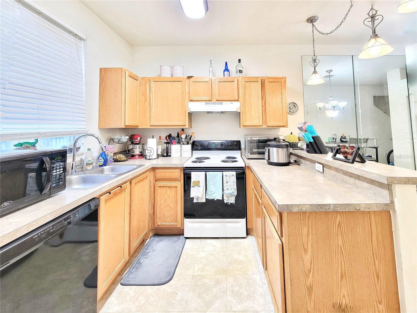 3584 SW 30TH WAY #127, GAINESVILLE, FL, 32608