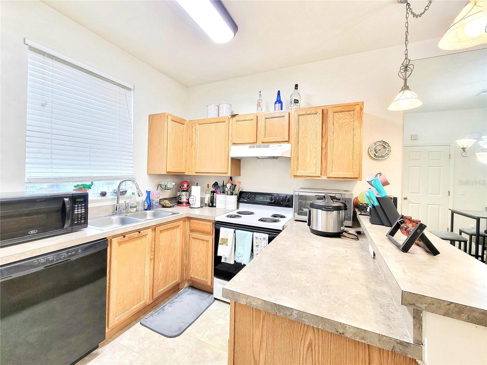 3584 SW 30TH WAY #127, GAINESVILLE, FL, 32608