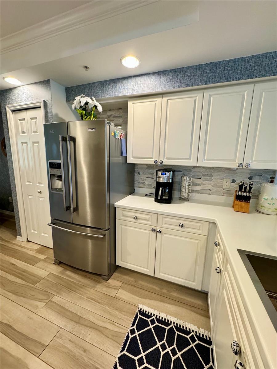 1795 FOUR MILE COVE PKWY #833, CAPE CORAL, FL, 33990