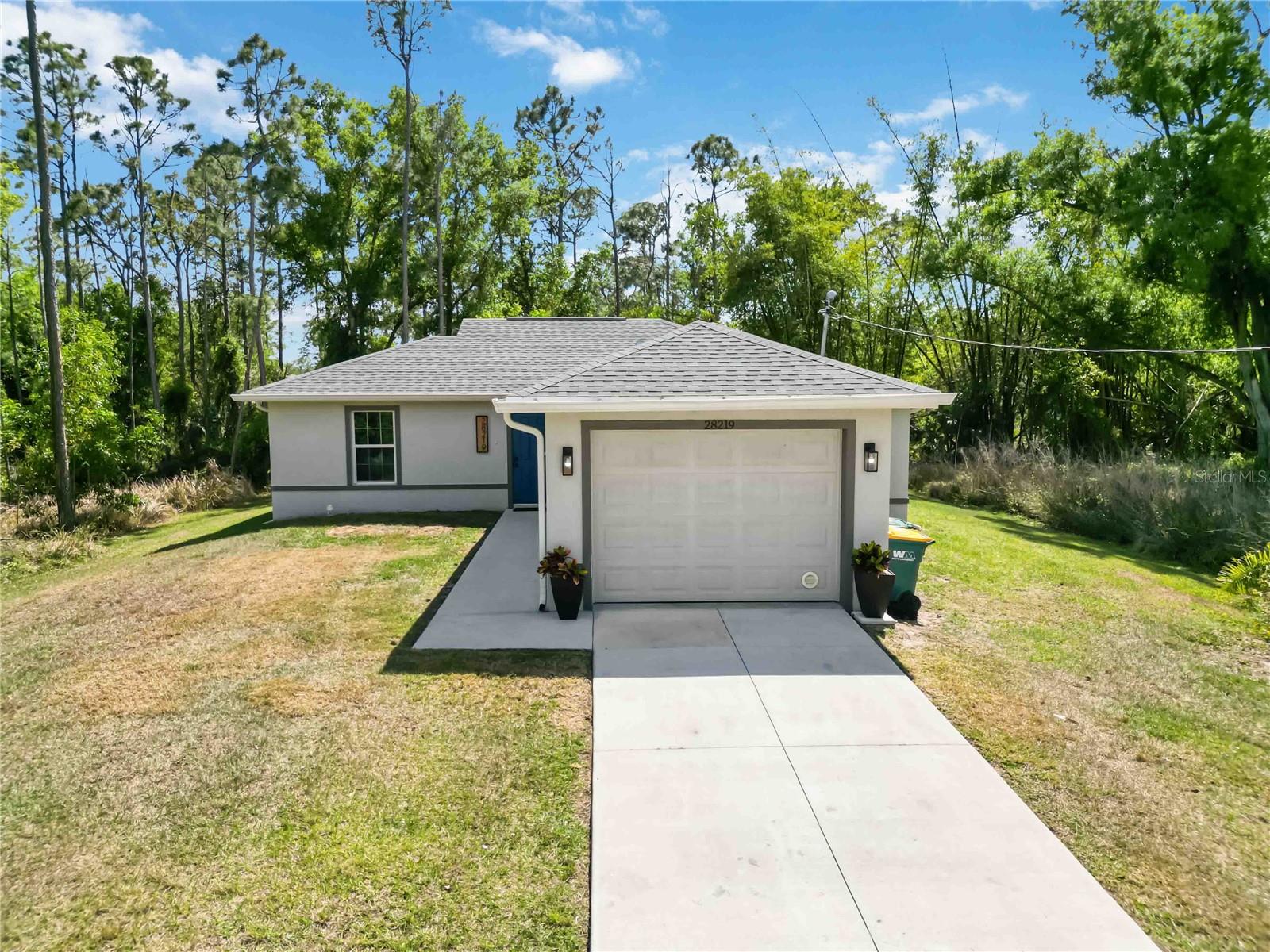 28219 N TWIN LAKES DR, PUNTA GORDA, FL, 33955