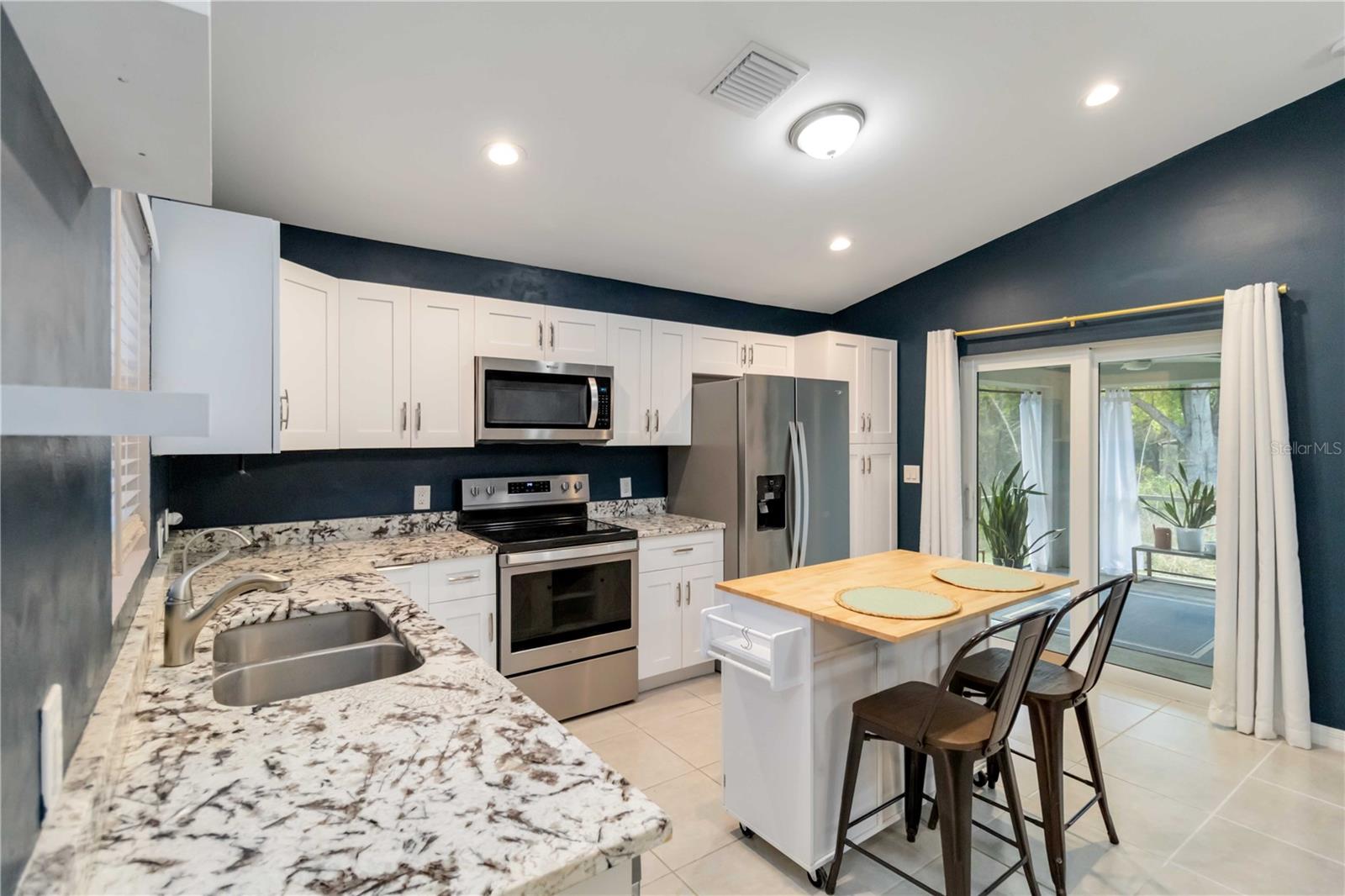 28219 N TWIN LAKES DR, PUNTA GORDA, FL, 33955