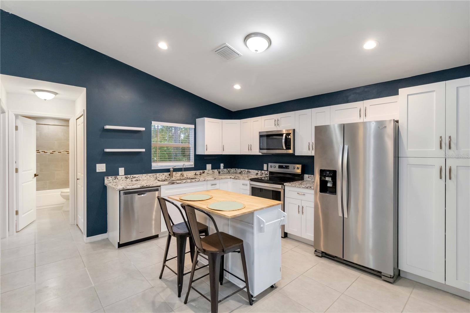 28219 N TWIN LAKES DR, PUNTA GORDA, FL, 33955