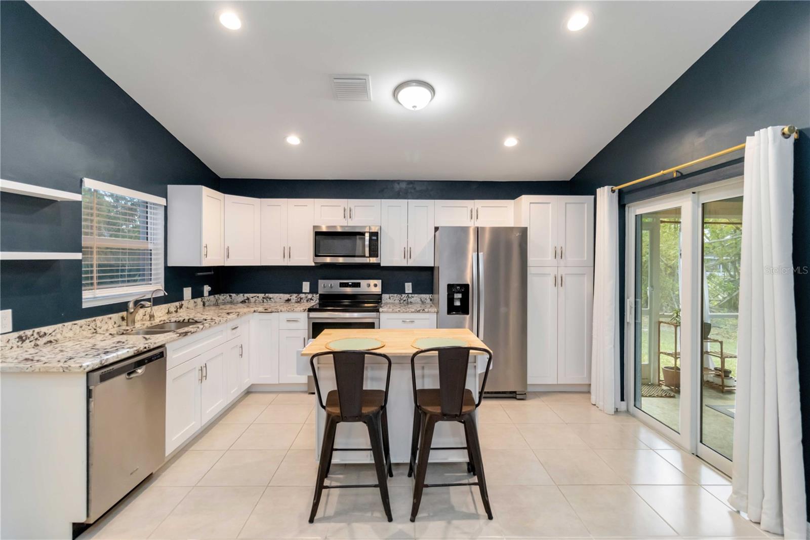 28219 N TWIN LAKES DR, PUNTA GORDA, FL, 33955