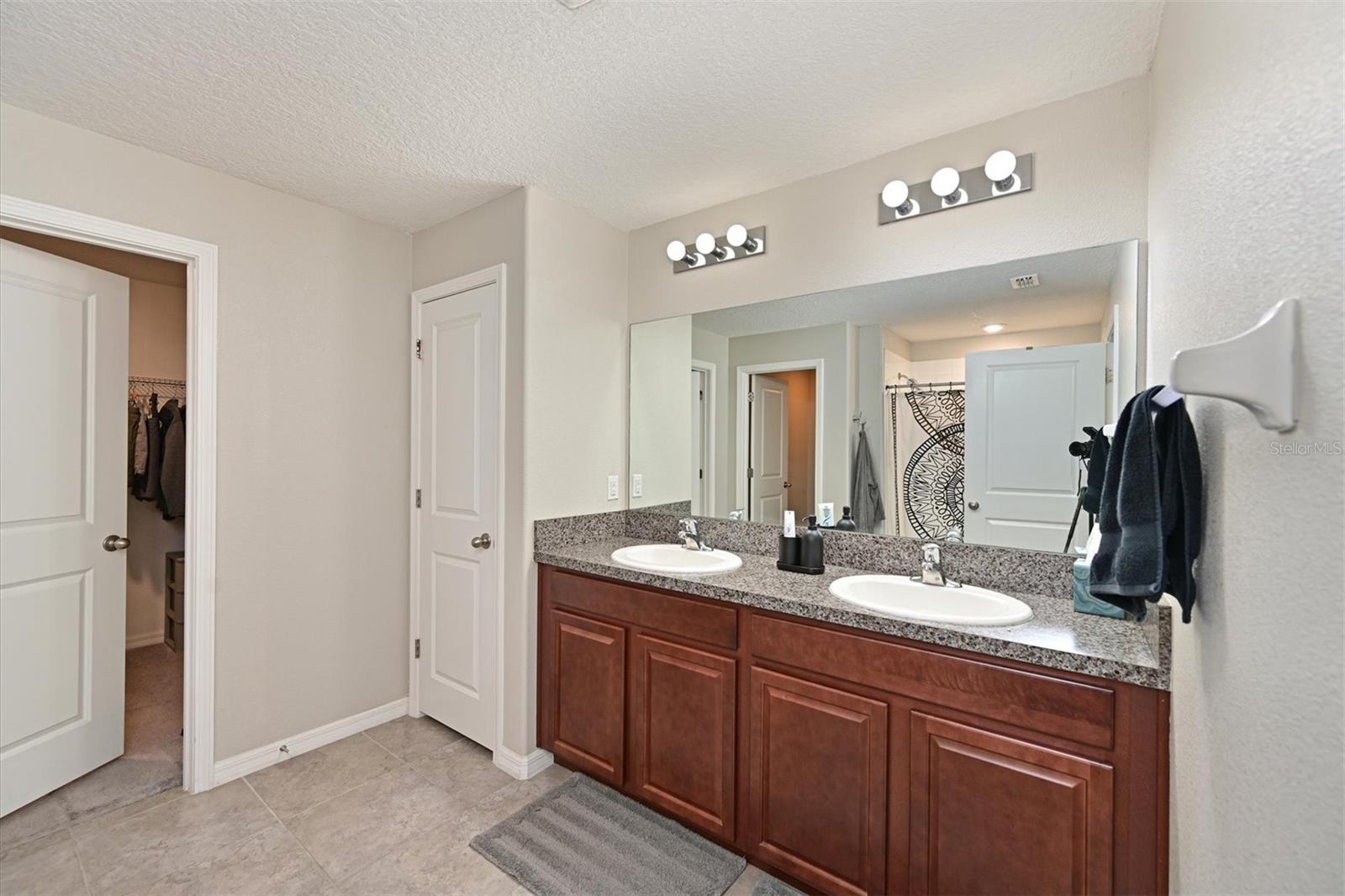 6723 TRENT CREEK DR, SUN CITY CENTER, FL, 33573