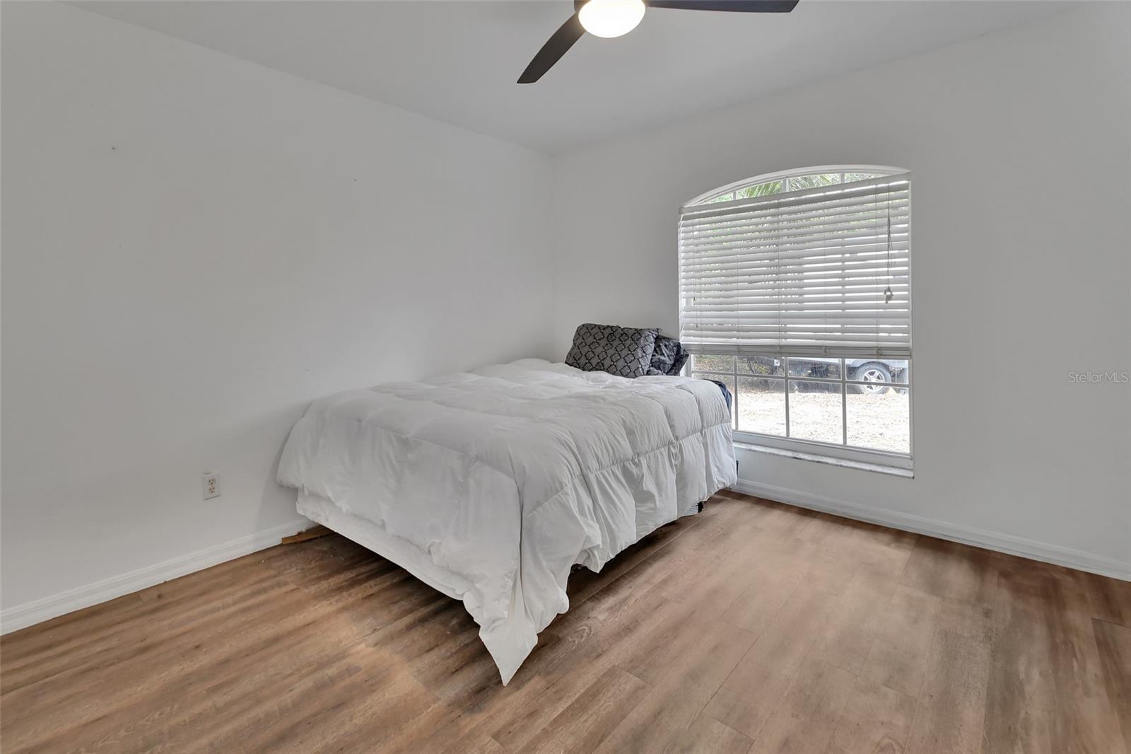 4600 S TOMOKA DR, DE LEON SPRINGS, FL, 32130