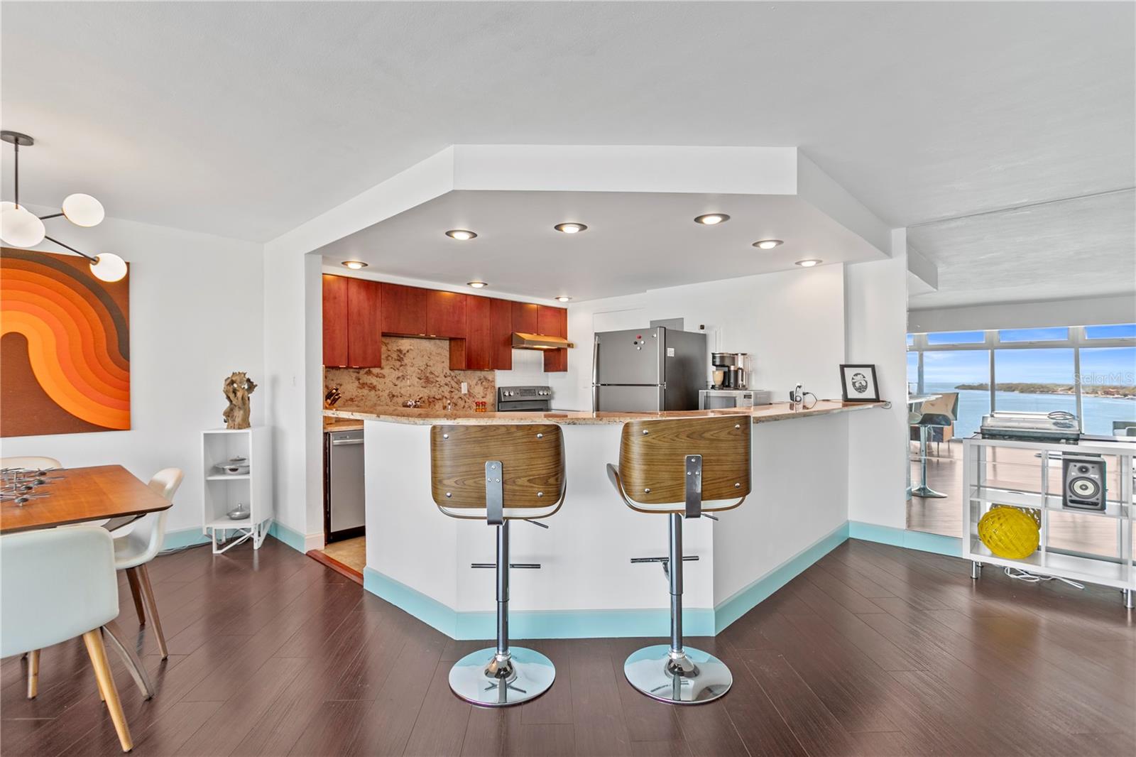 7200 SUNSHINE SKYWAY LN S #8G, ST PETERSBURG, FL, 33711