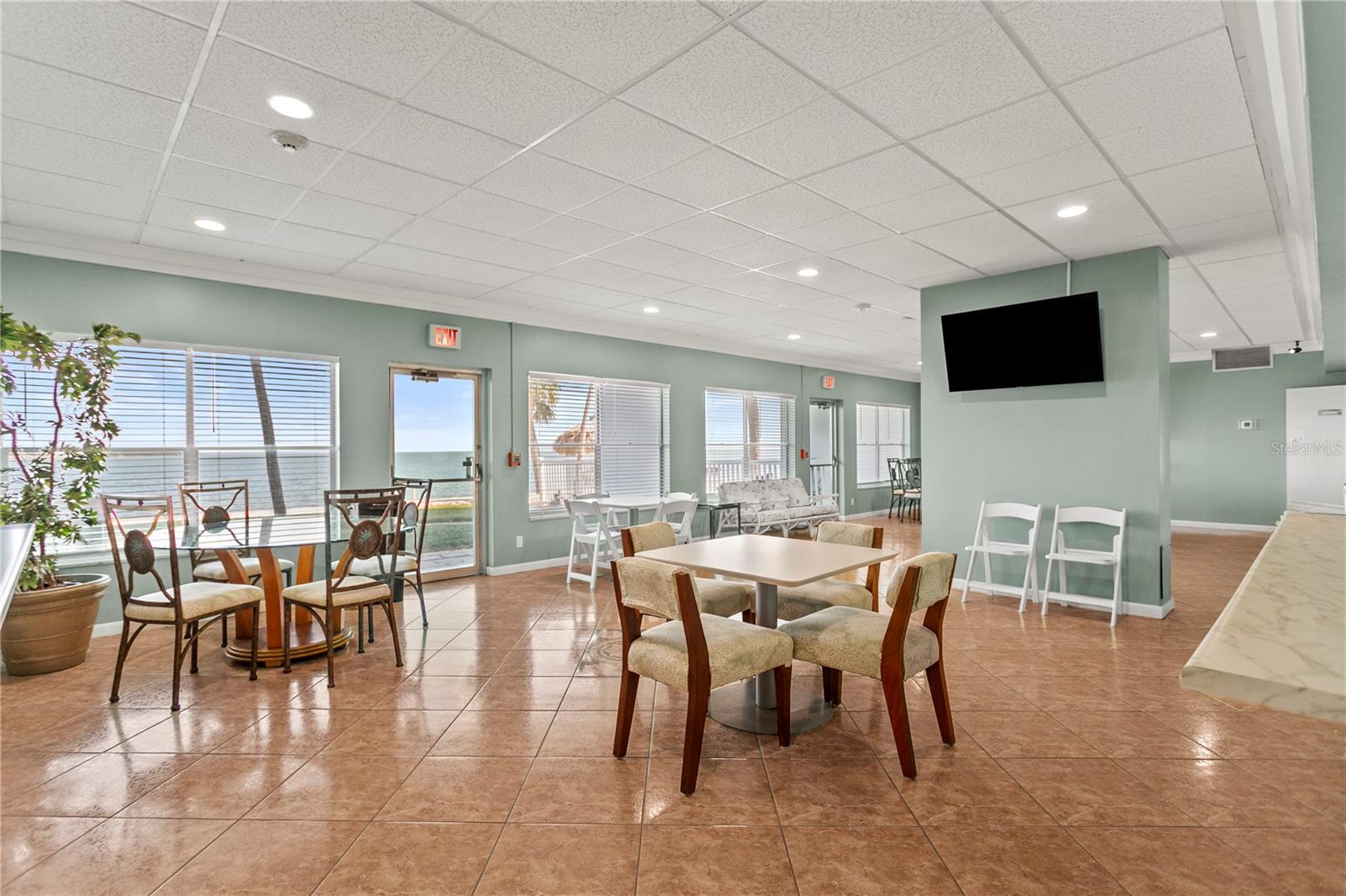 7200 SUNSHINE SKYWAY LN S #8G, ST PETERSBURG, FL, 33711