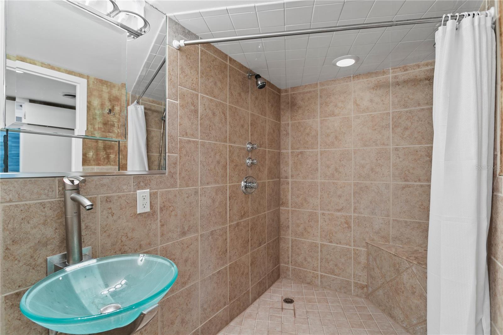 7200 SUNSHINE SKYWAY LN S #8G, ST PETERSBURG, FL, 33711