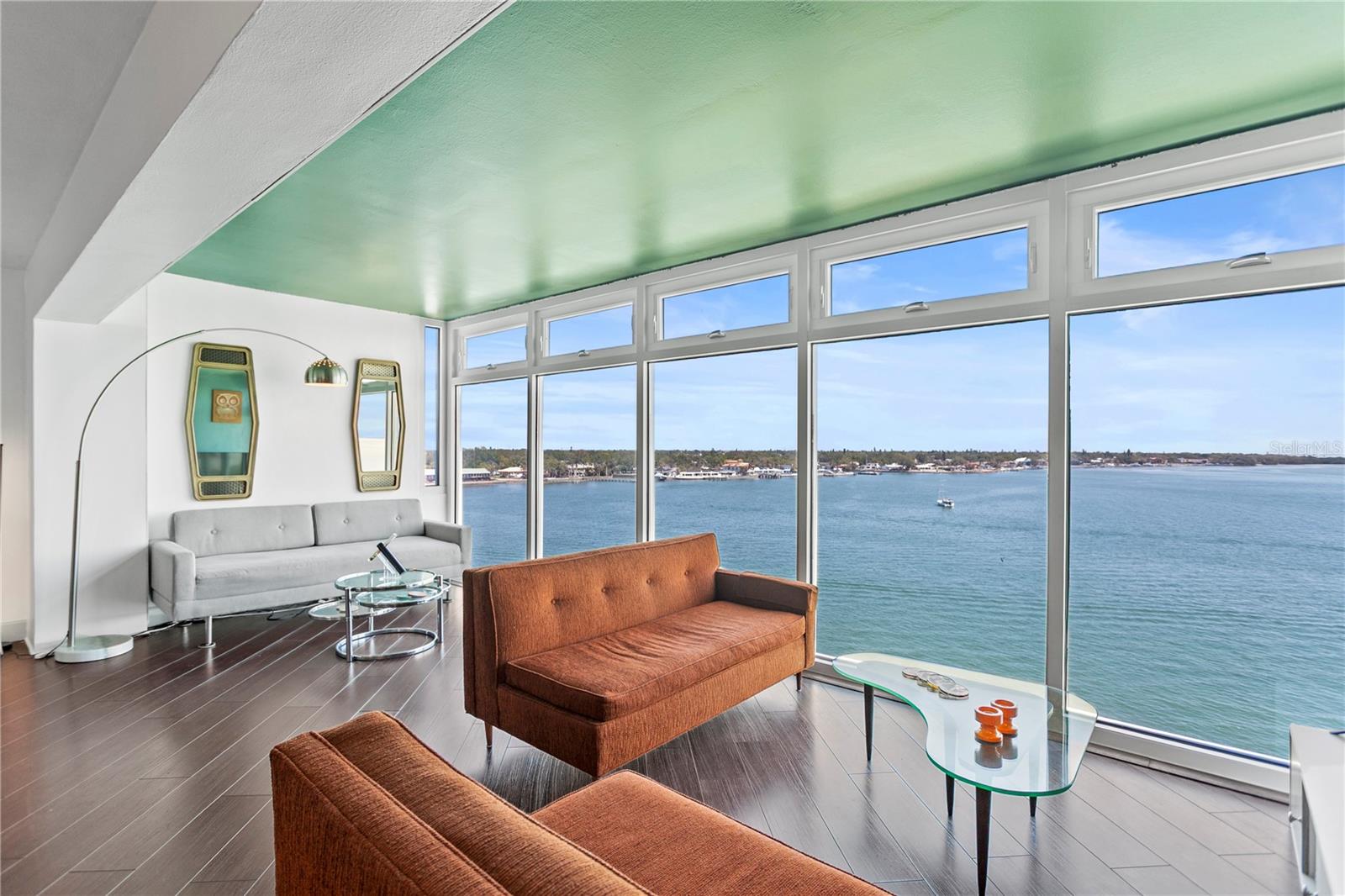 7200 SUNSHINE SKYWAY LN S #8G, ST PETERSBURG, FL, 33711