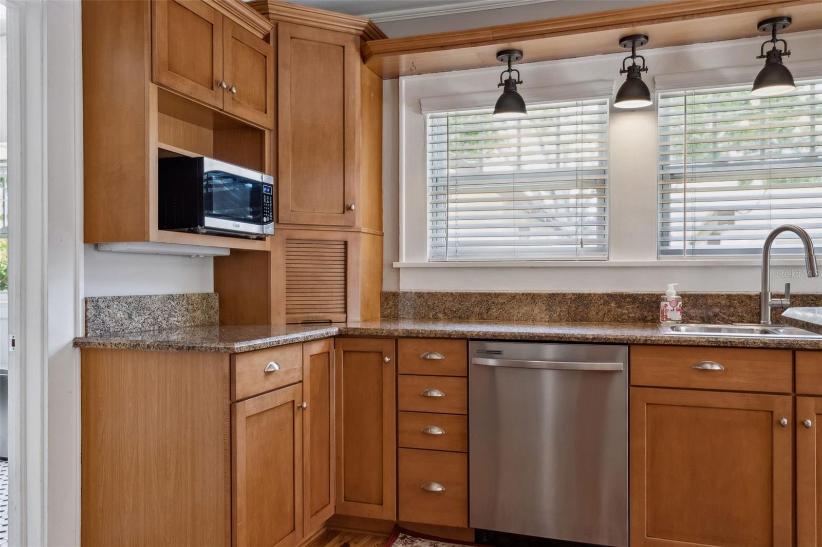 307 BAY ST, TARPON SPRINGS, FL, 34689
