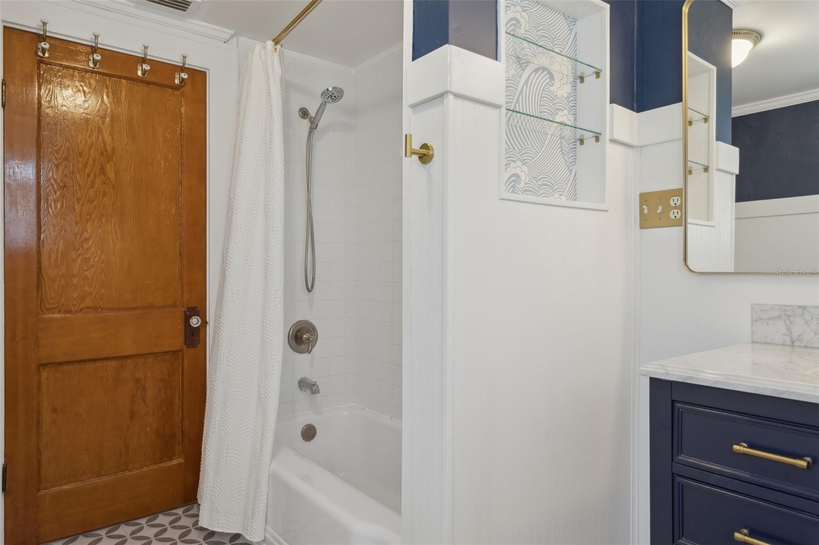 307 BAY ST, TARPON SPRINGS, FL, 34689