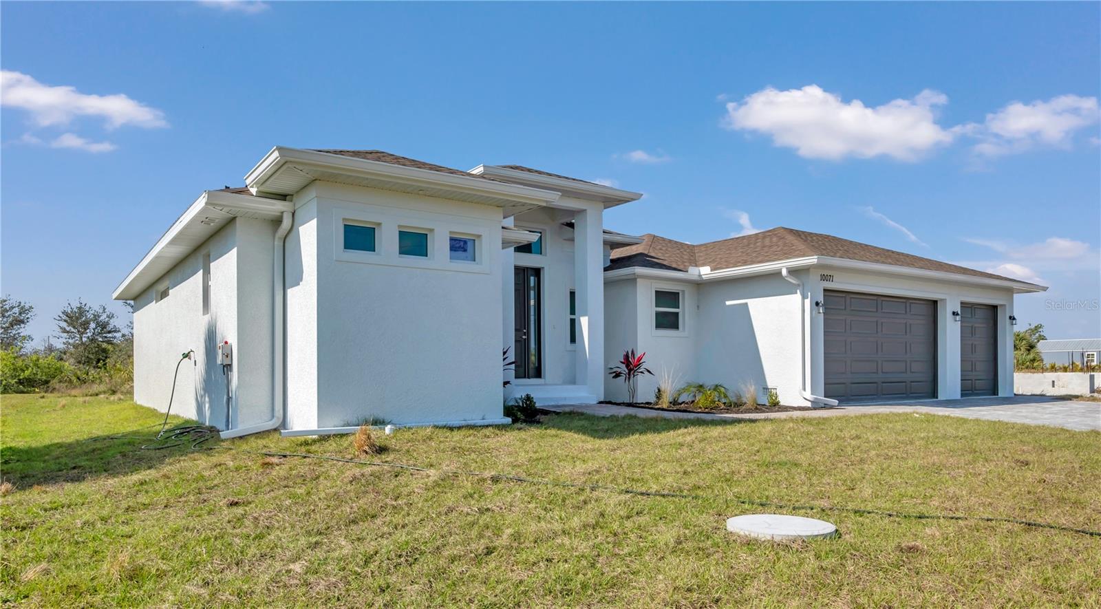 10071 SUNDAY DR, PORT CHARLOTTE, FL, 33981