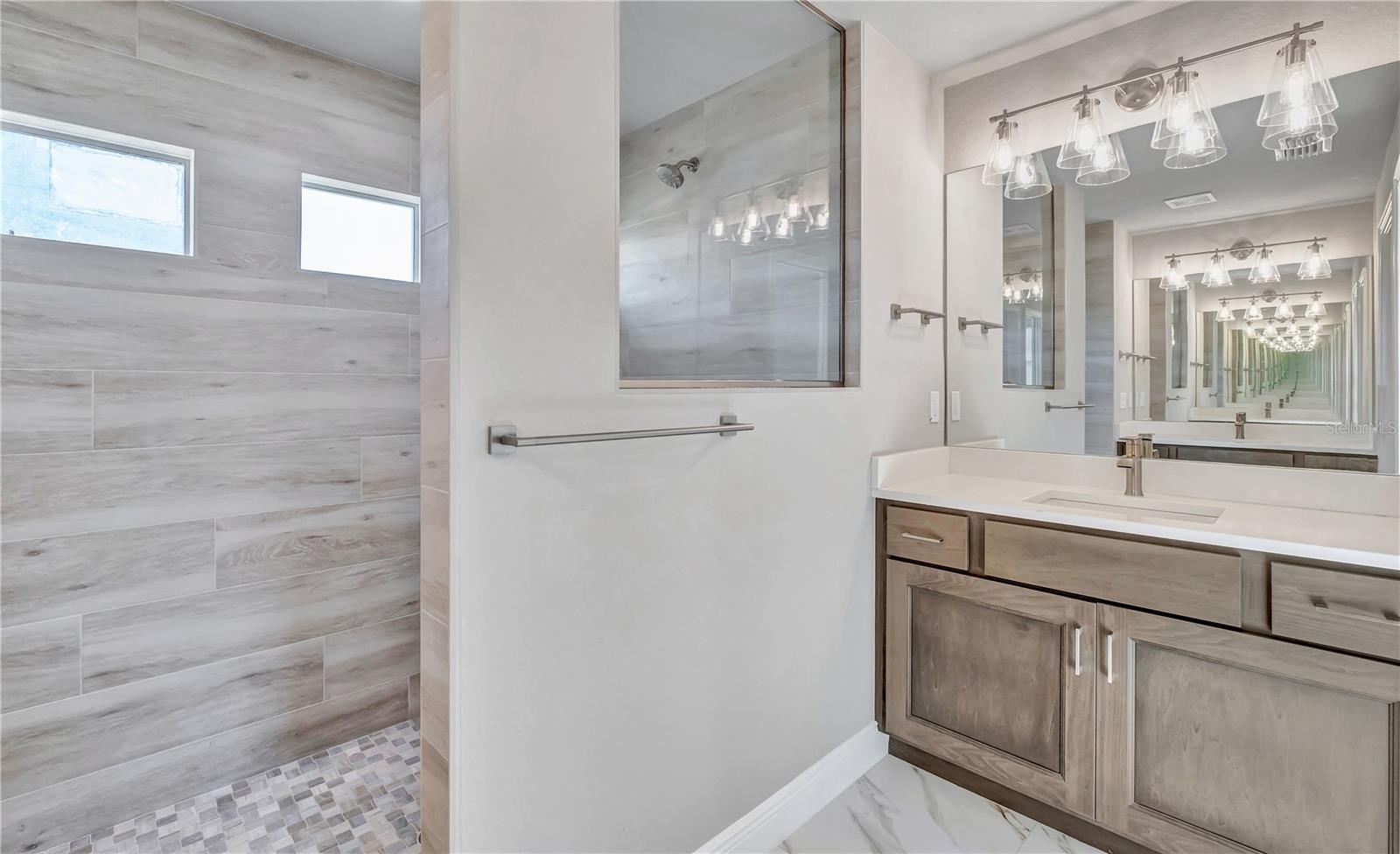 10071 SUNDAY DR, PORT CHARLOTTE, FL, 33981