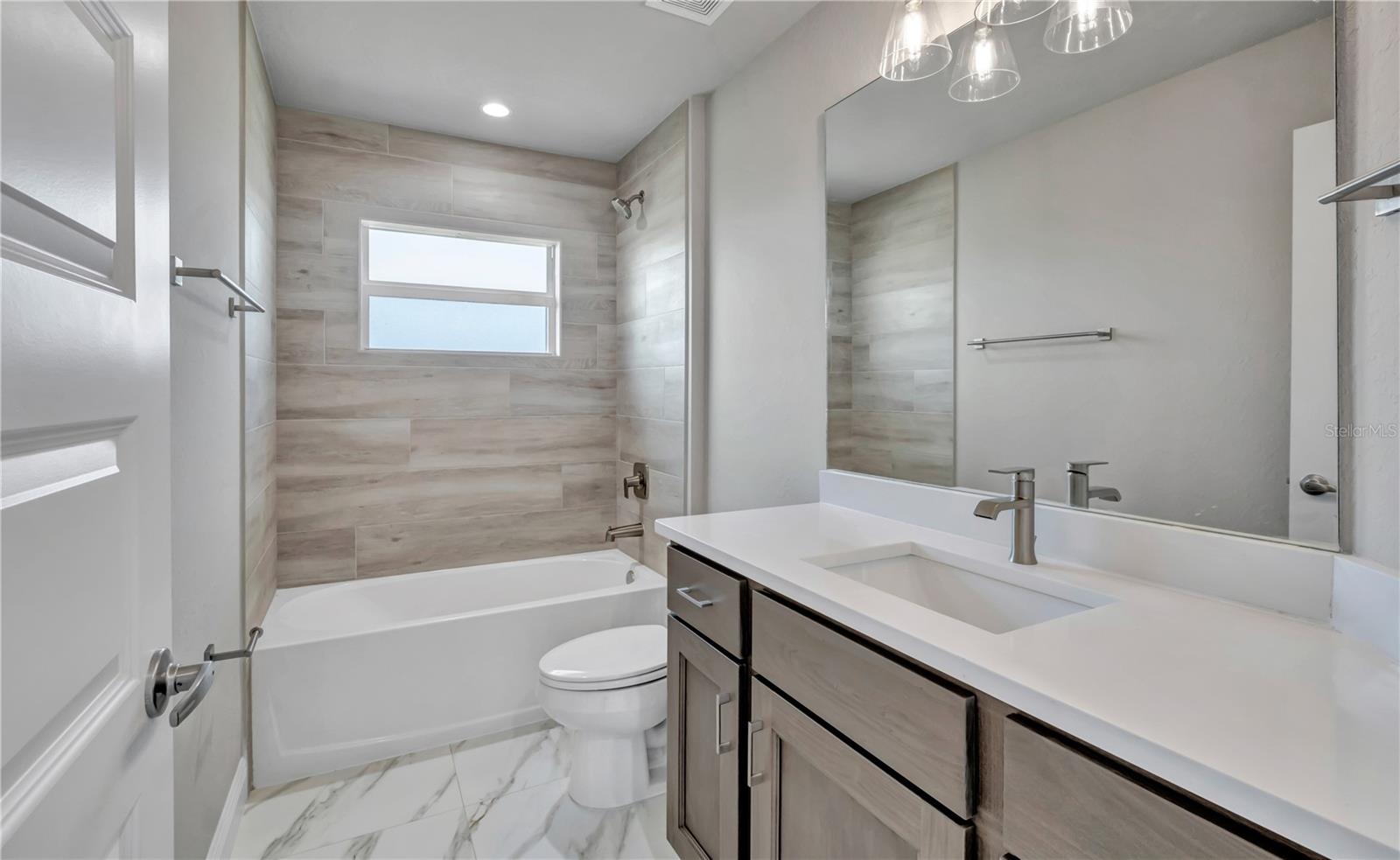 10071 SUNDAY DR, PORT CHARLOTTE, FL, 33981