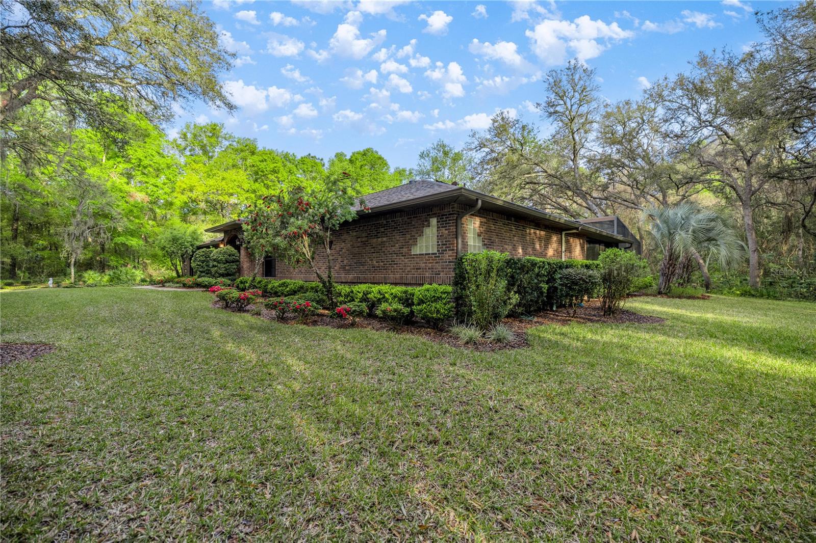 5889 NE 43RD LANE RD, SILVER SPRINGS, FL, 34488