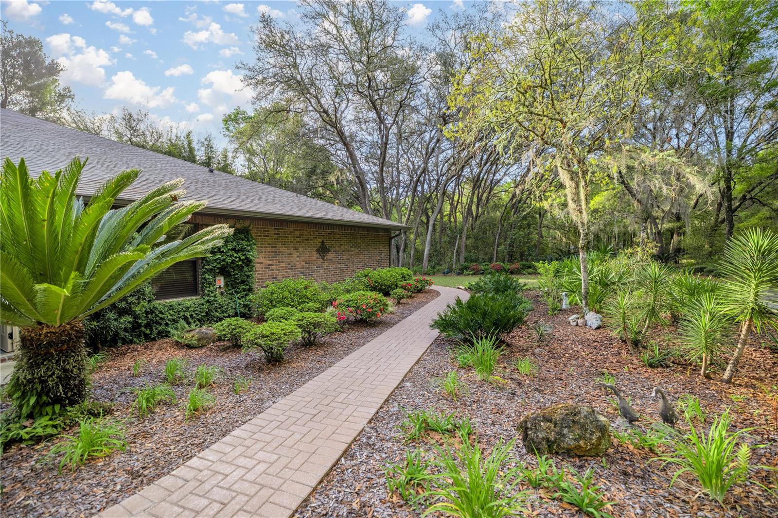 5889 NE 43RD LANE RD, SILVER SPRINGS, FL, 34488